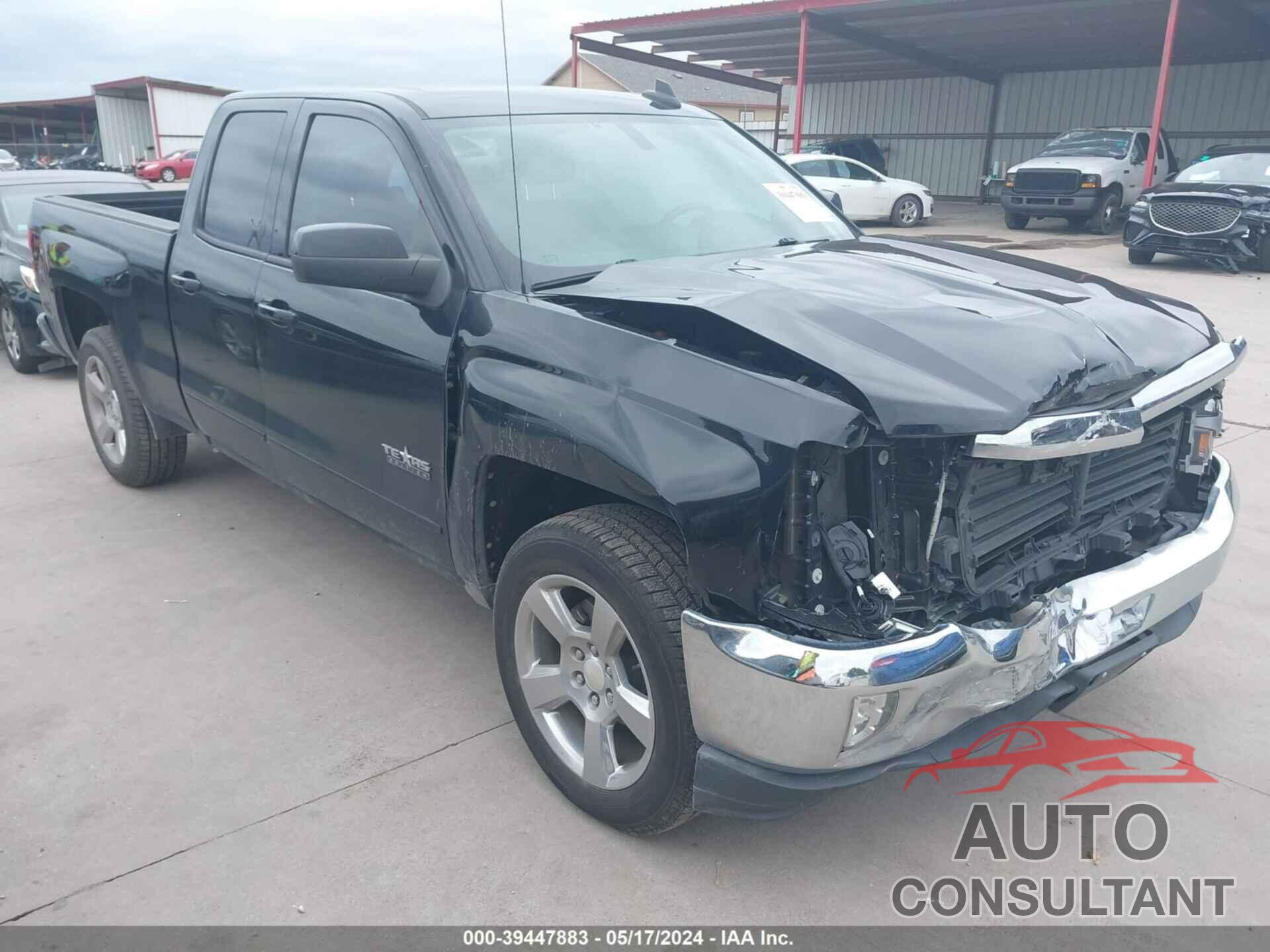 CHEVROLET SILVERADO 1500 2018 - 1GCRCREC3JZ329701