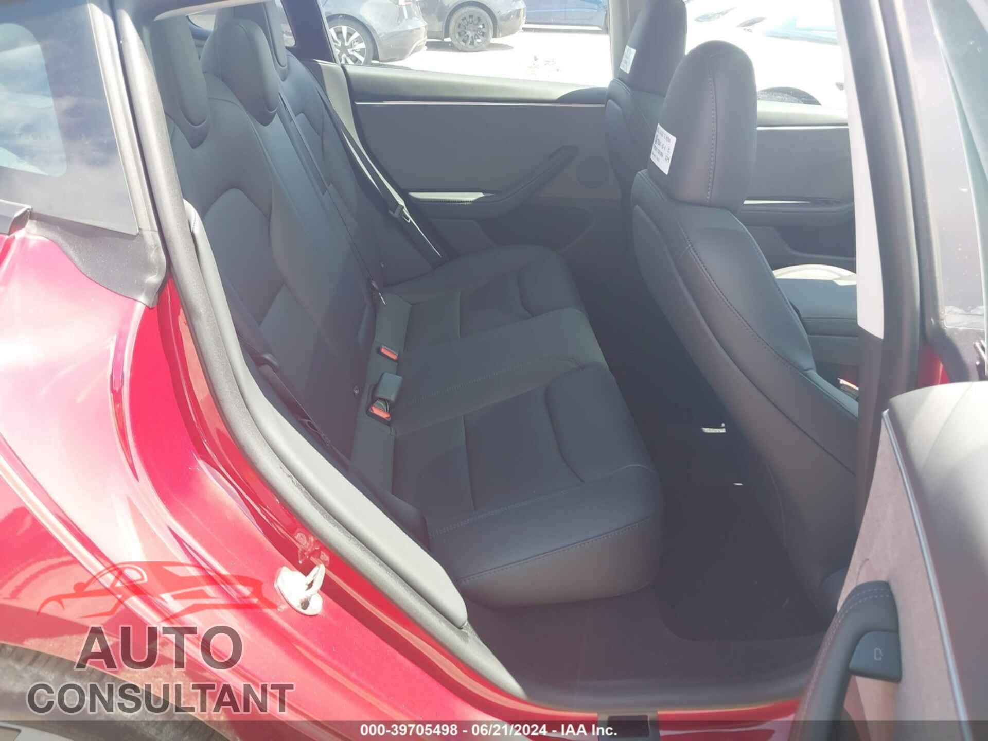 TESLA MODEL 3 2024 - 5YJ3E1EAXRF752664