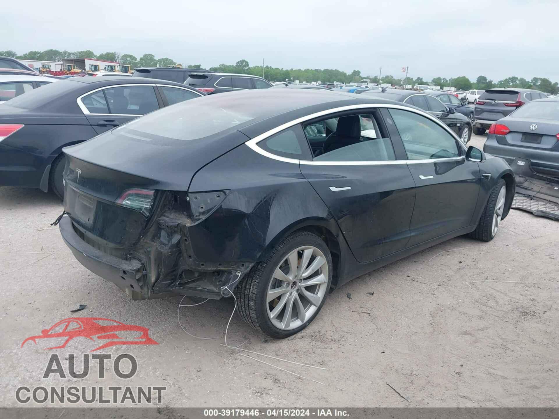 TESLA MODEL 3 2018 - 5YJ3E1EA9JF042837