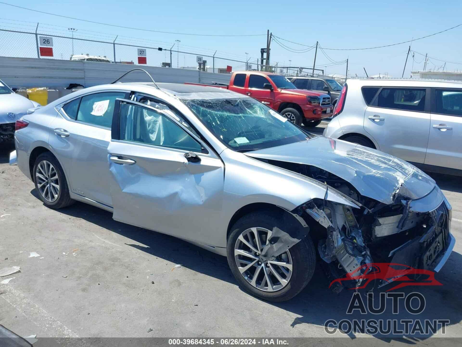 LEXUS ES 300H 2022 - 58ACA1C10NU023710