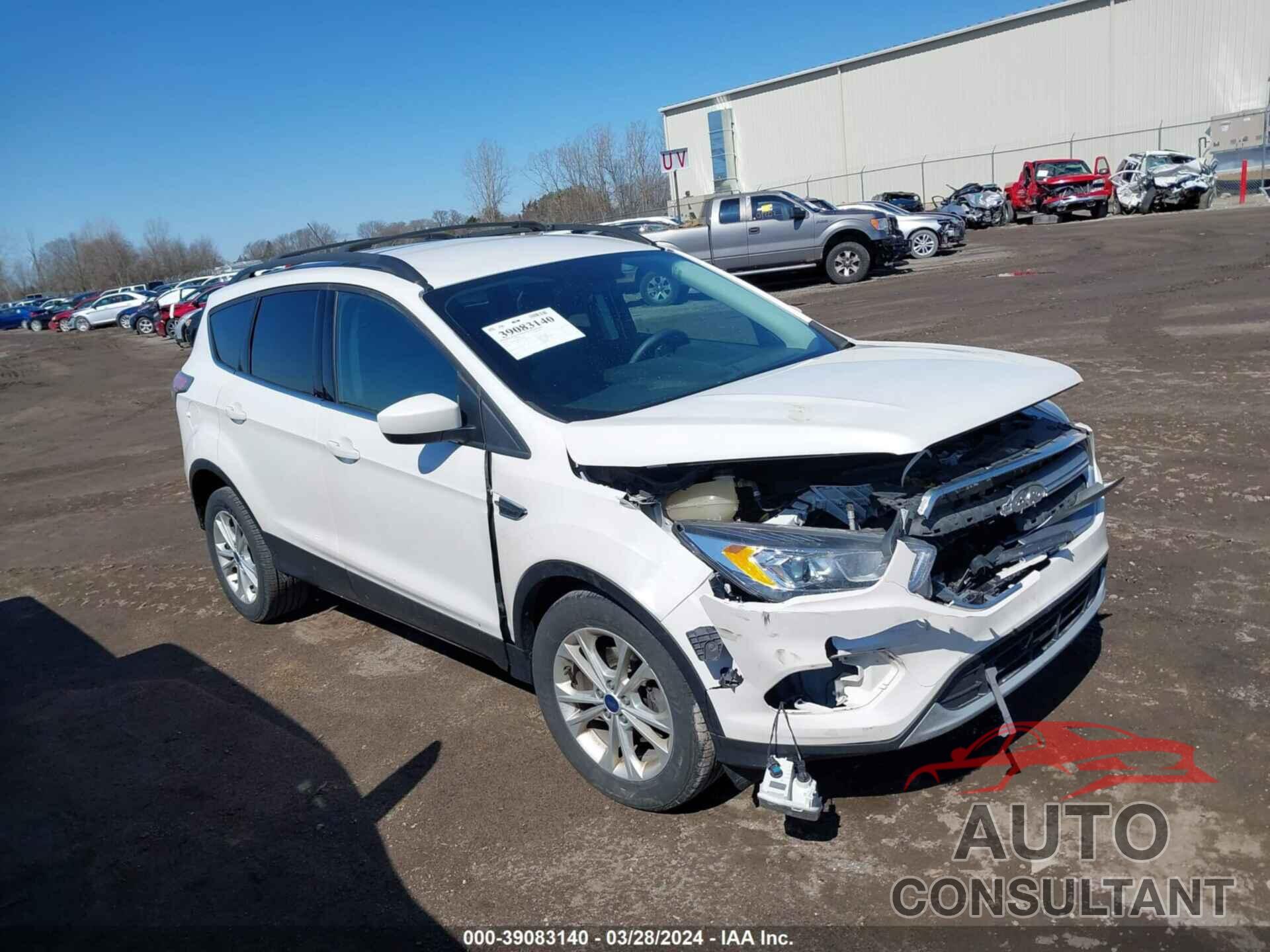 FORD ESCAPE 2017 - 1FMCU0GD8HUA05196