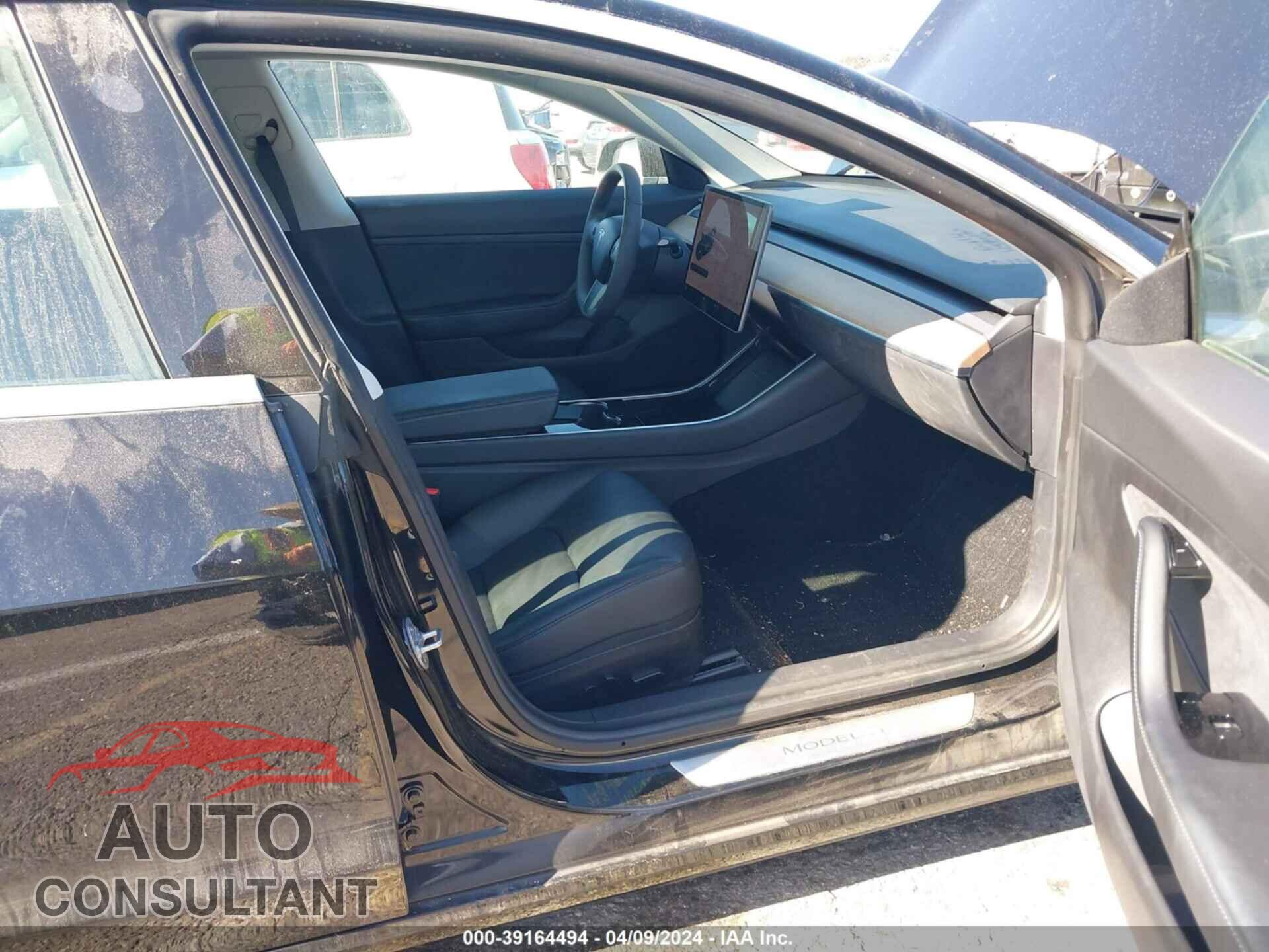 TESLA MODEL 3 2020 - 5YJ3E1EA7LF660872