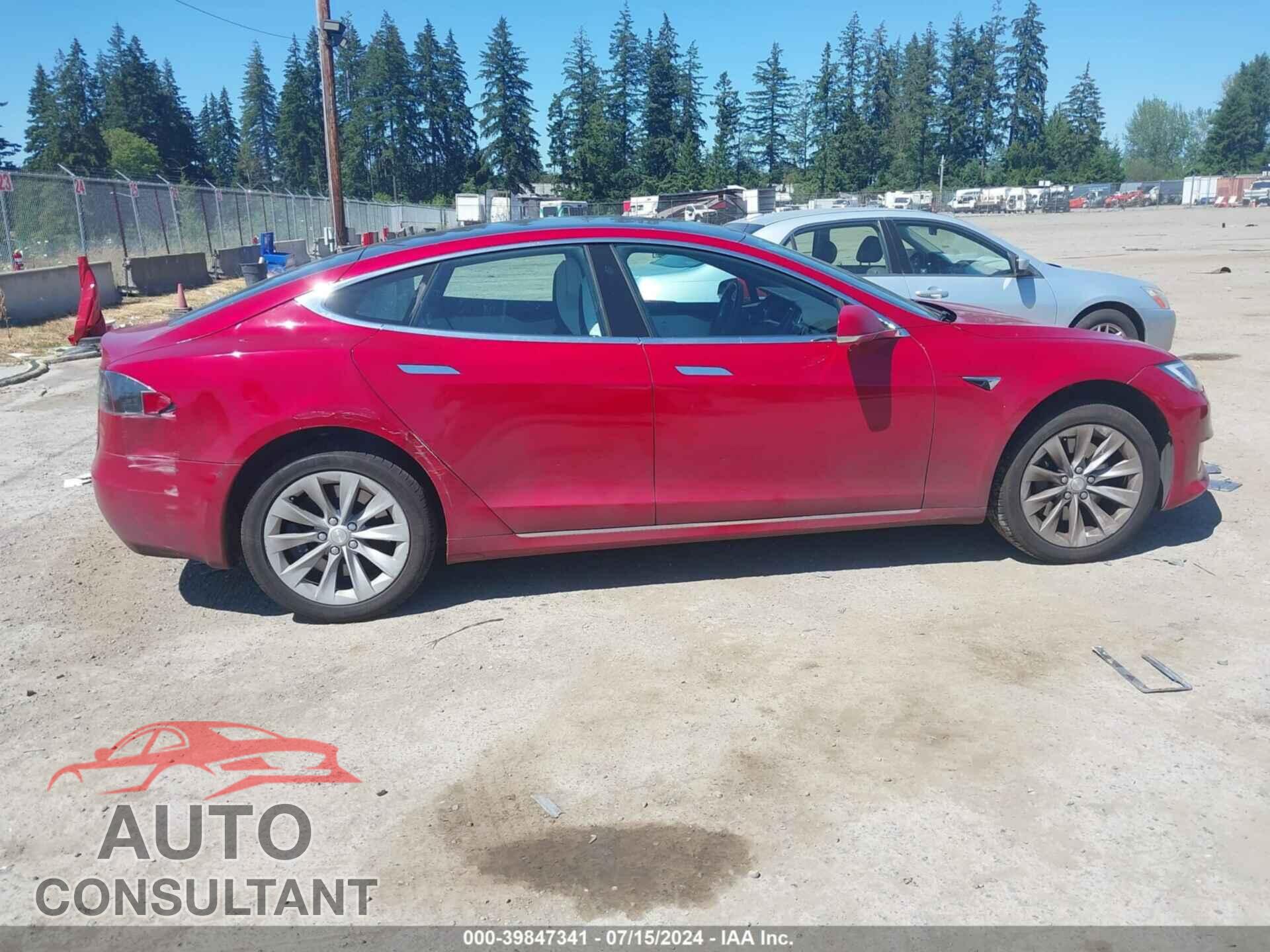 TESLA MODEL S 2018 - 5YJSA1E29JF262575
