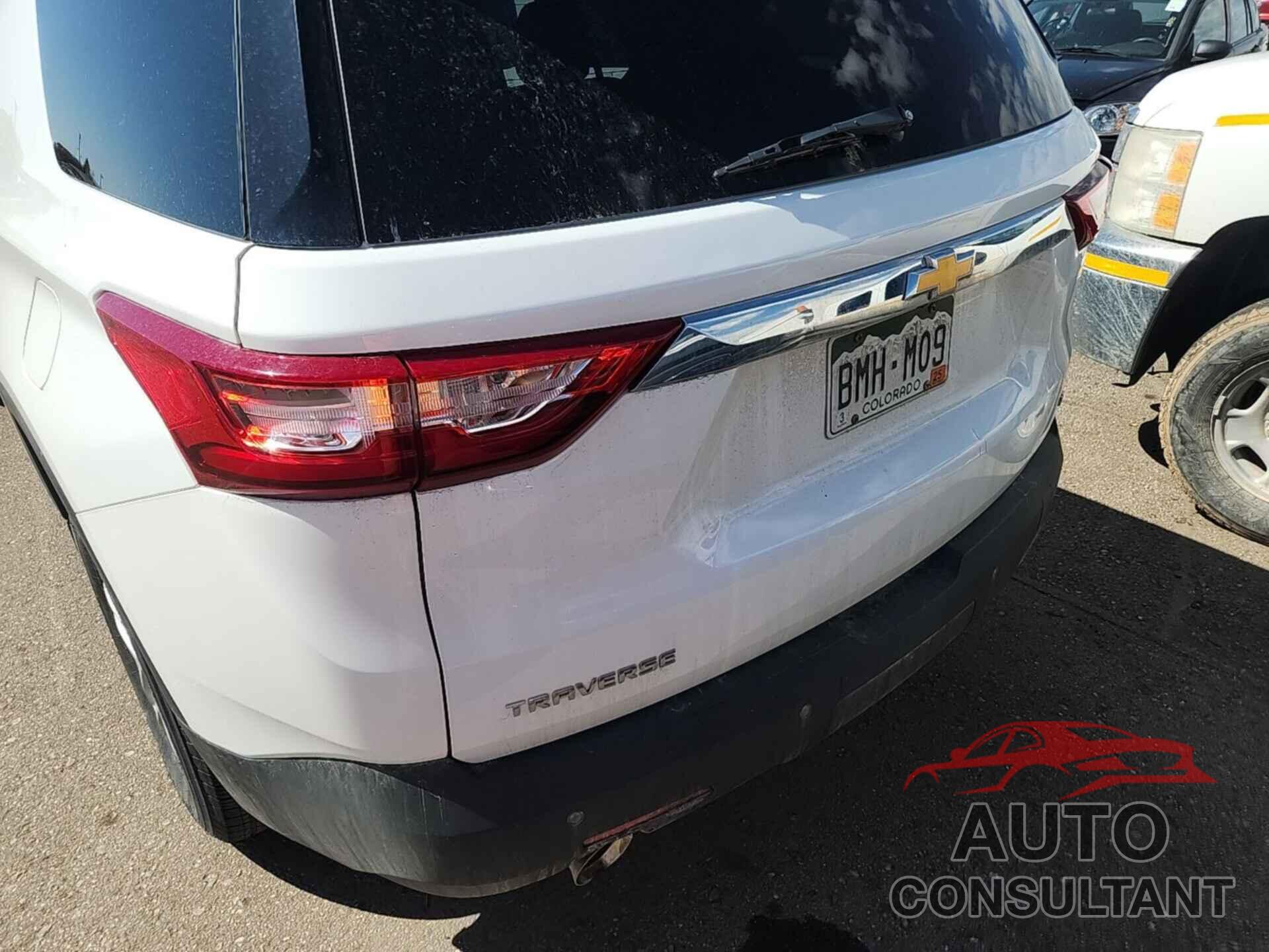 CHEVROLET TRAVERSE 2018 - 1GNERMKW4JJ243592