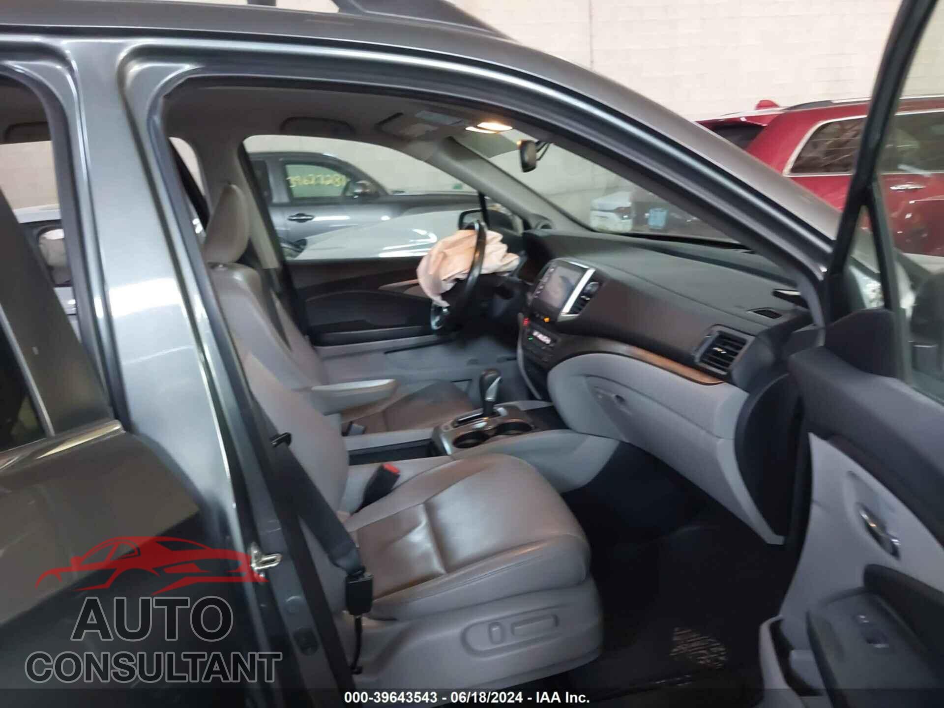 HONDA RIDGELINE 2017 - 5FPYK3F65HB023076