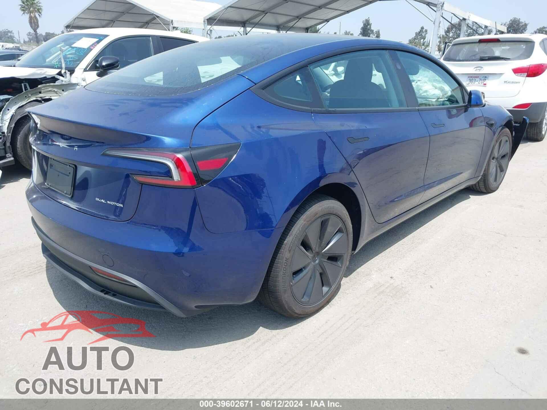 TESLA MODEL 3 2024 - 5YJ3E1EB5RF729446
