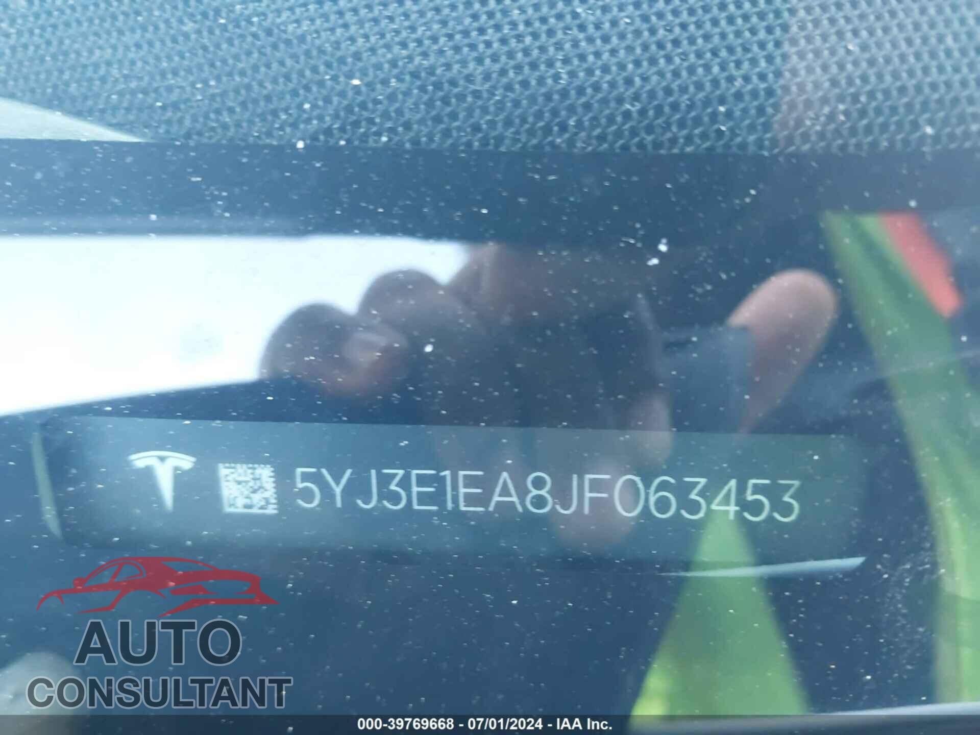 TESLA MODEL 3 2018 - 5YJ3E1EA8JF063453