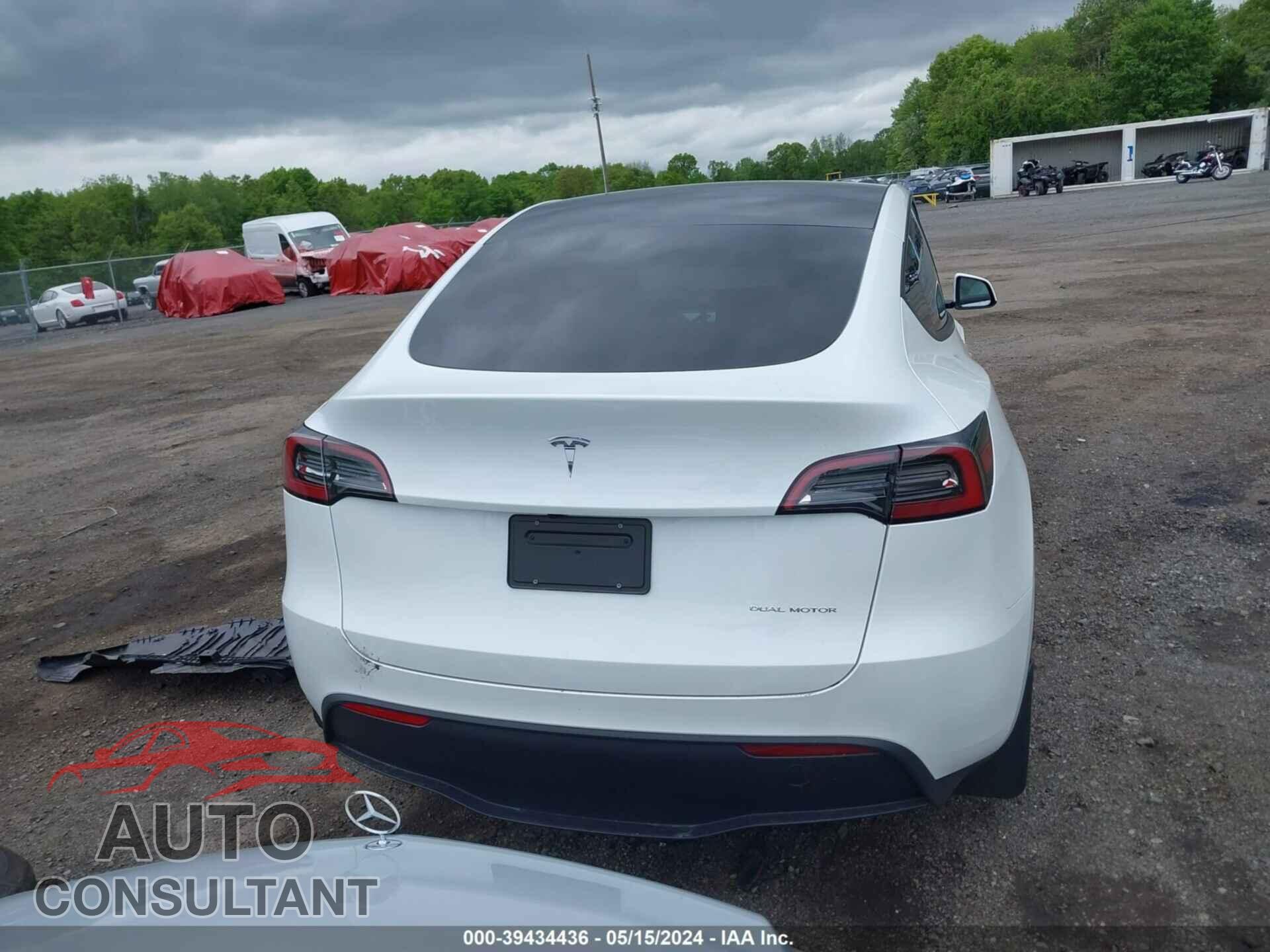TESLA MODEL Y 2023 - 7SAYGDEEXPF799455