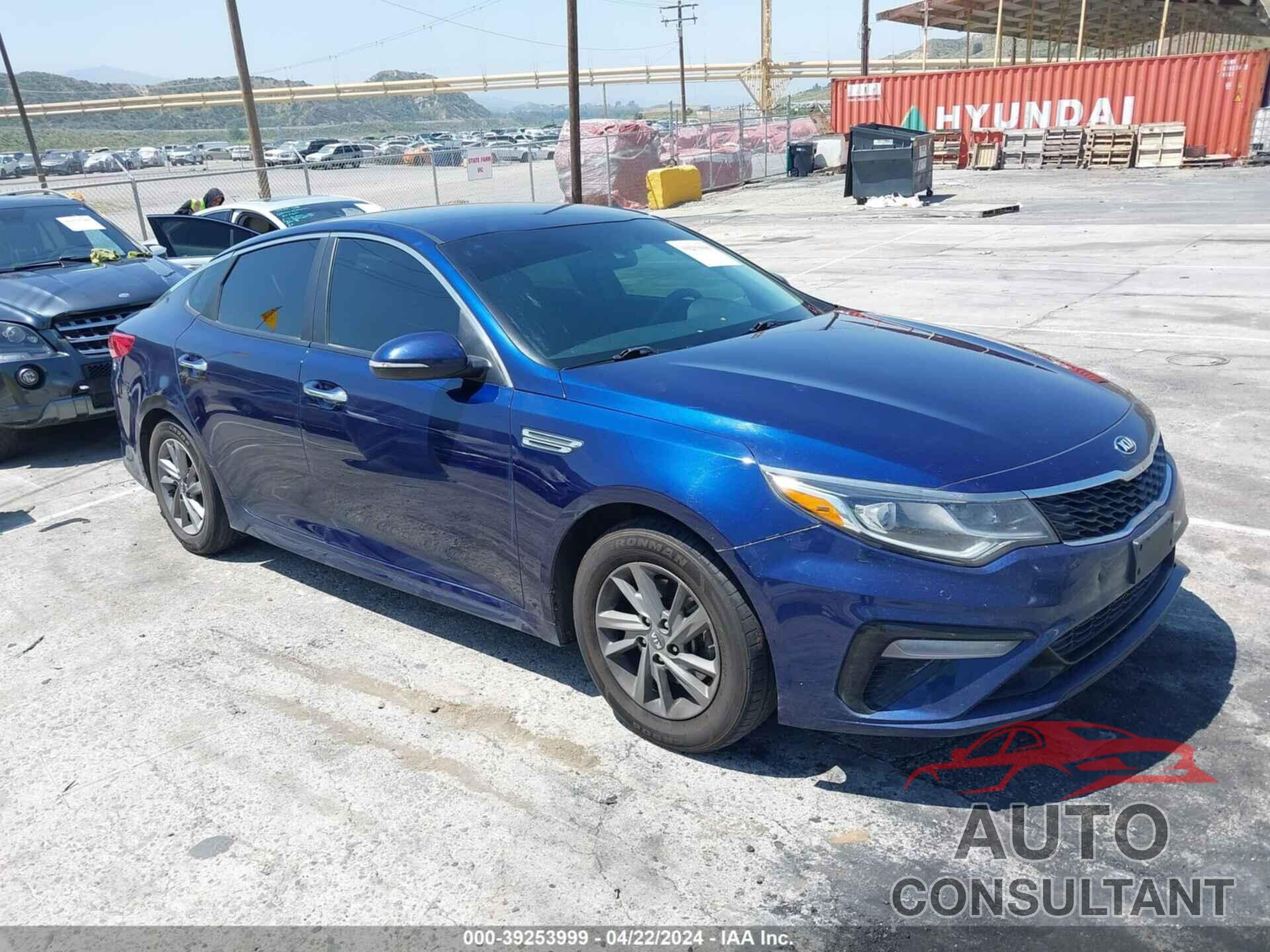 KIA OPTIMA 2019 - 5XXGT4L32KG340478