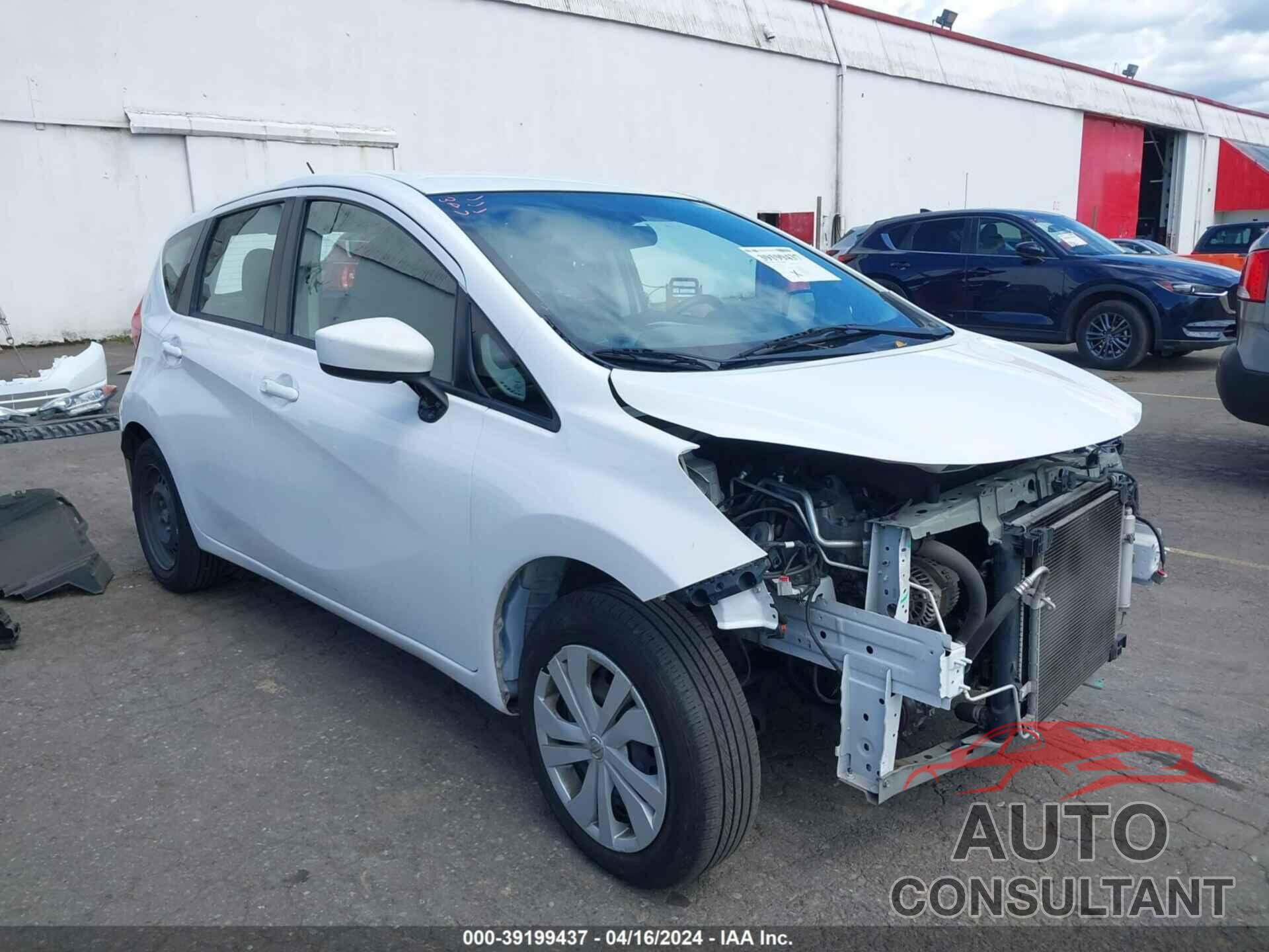 NISSAN VERSA NOTE 2018 - 3N1CE2CP1JL360498