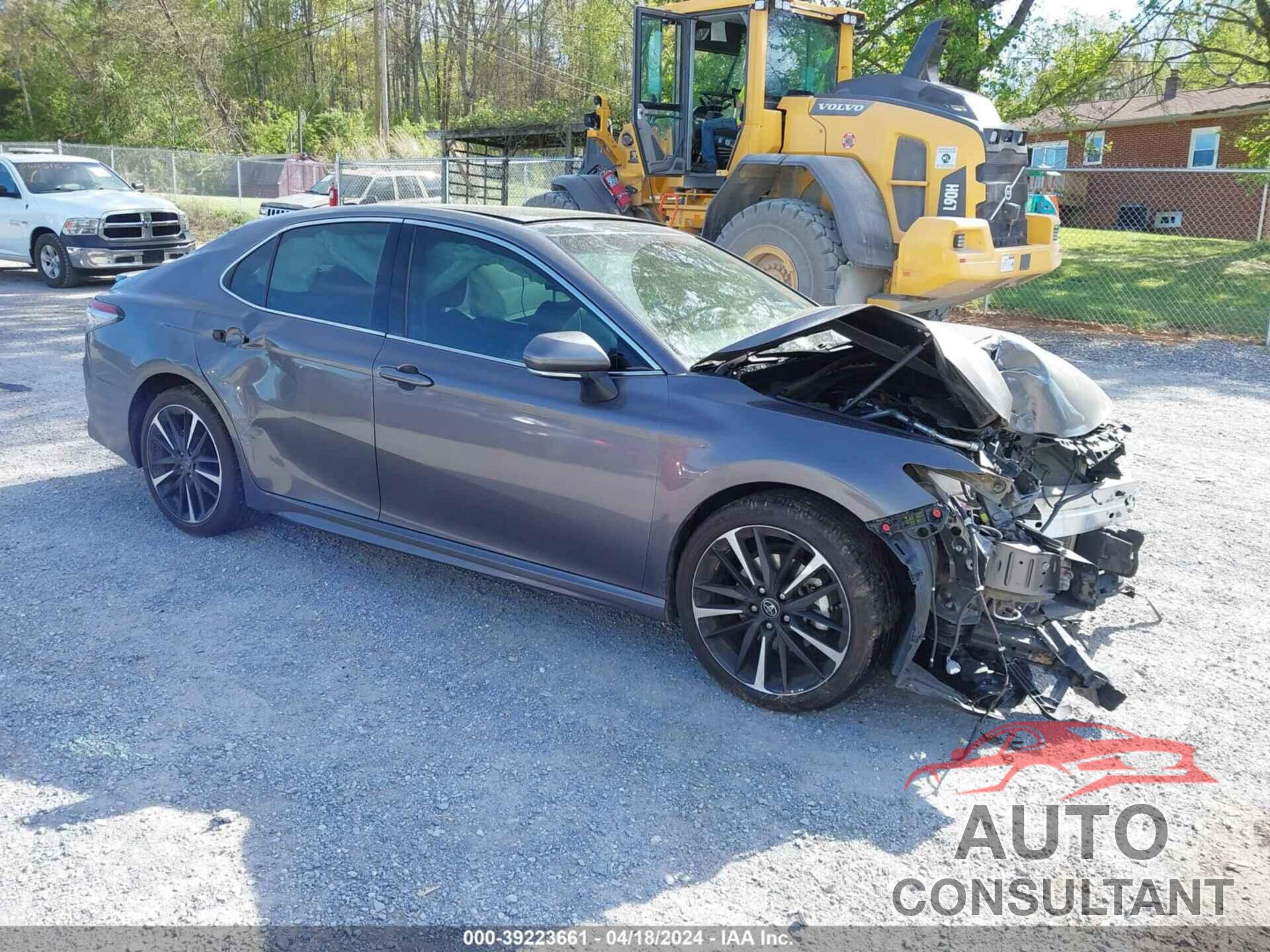 TOYOTA CAMRY 2018 - 4T1BZ1HK2JU021092