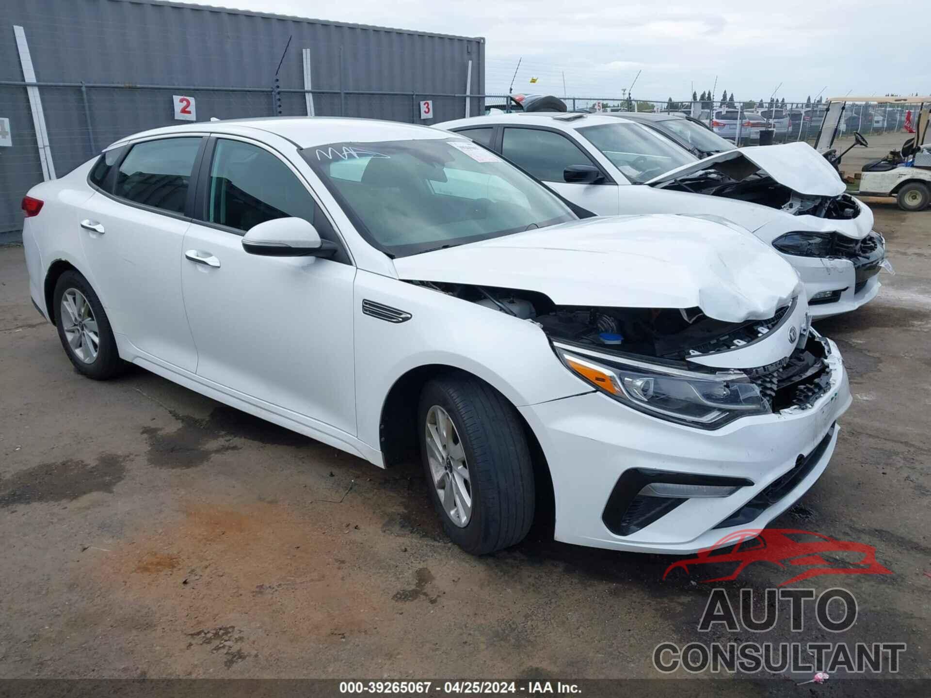 KIA OPTIMA 2019 - 5XXGT4L38KG277418