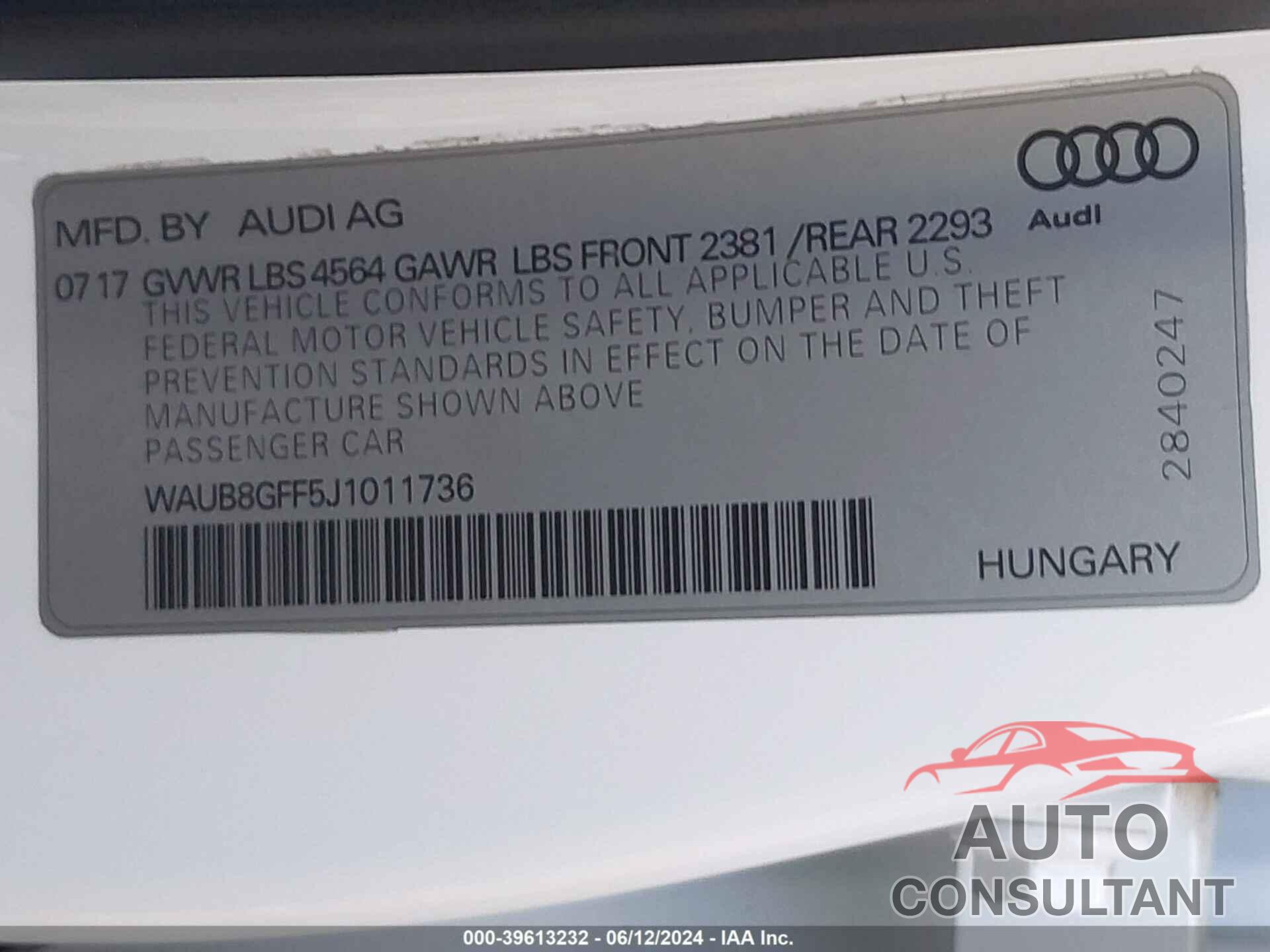 AUDI A3 2018 - WAUB8GFF5J1011736