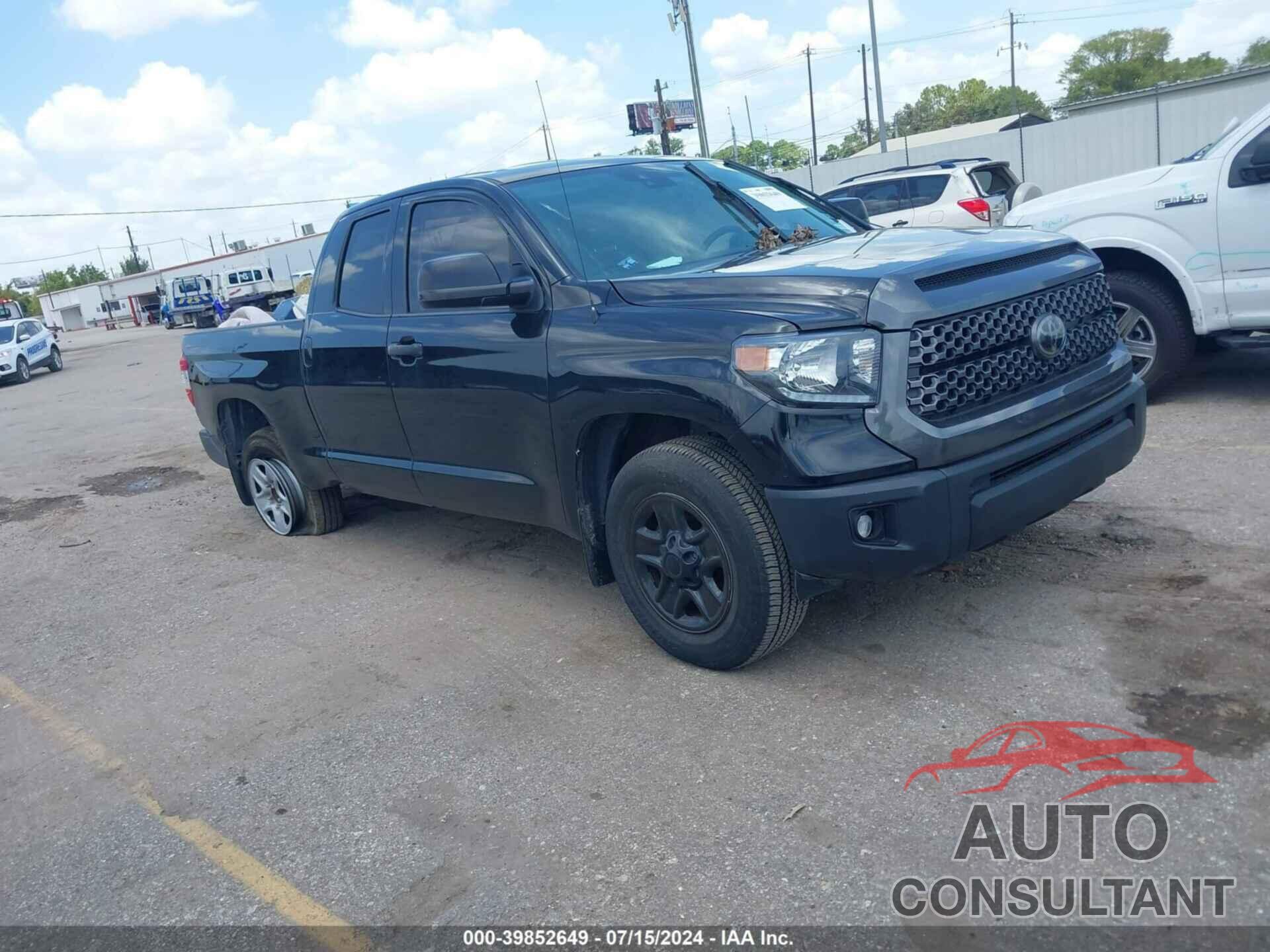 TOYOTA TUNDRA 2019 - 5TFRM5F18KX138839