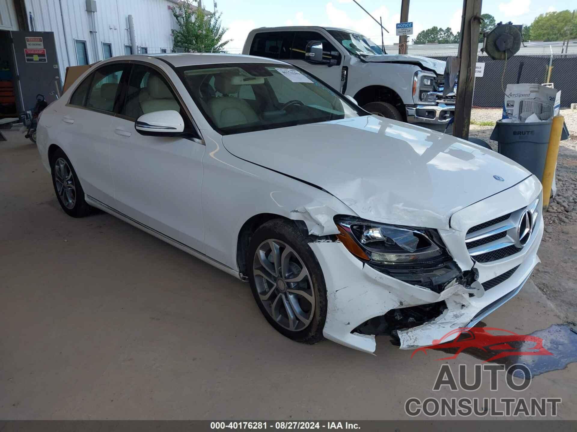 MERCEDES-BENZ C 300 2016 - 55SWF4JB0GU154539