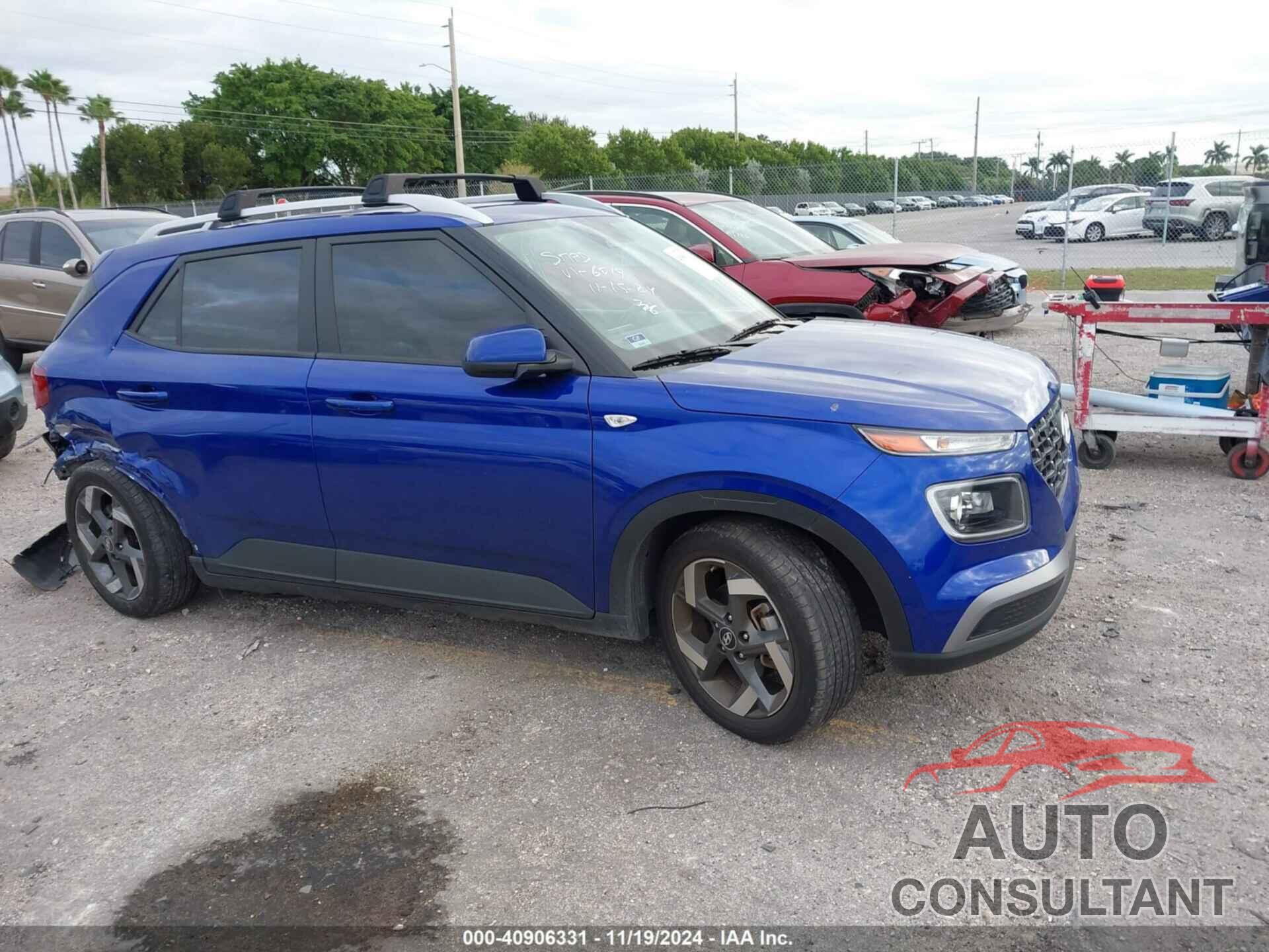 HYUNDAI VENUE 2023 - KMHRC8A35PU266019