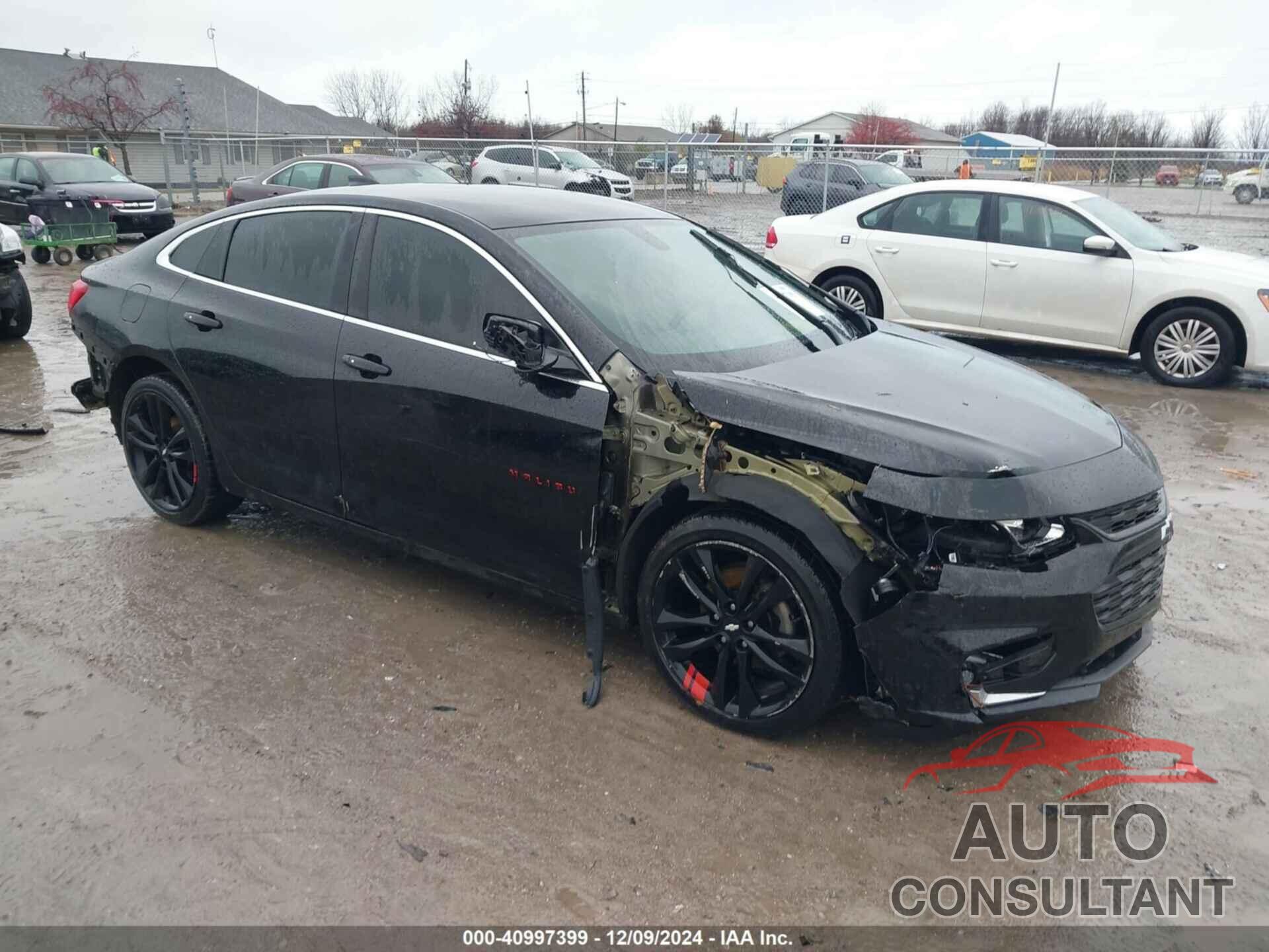 CHEVROLET MALIBU 2018 - 1G1ZD5ST7JF132860