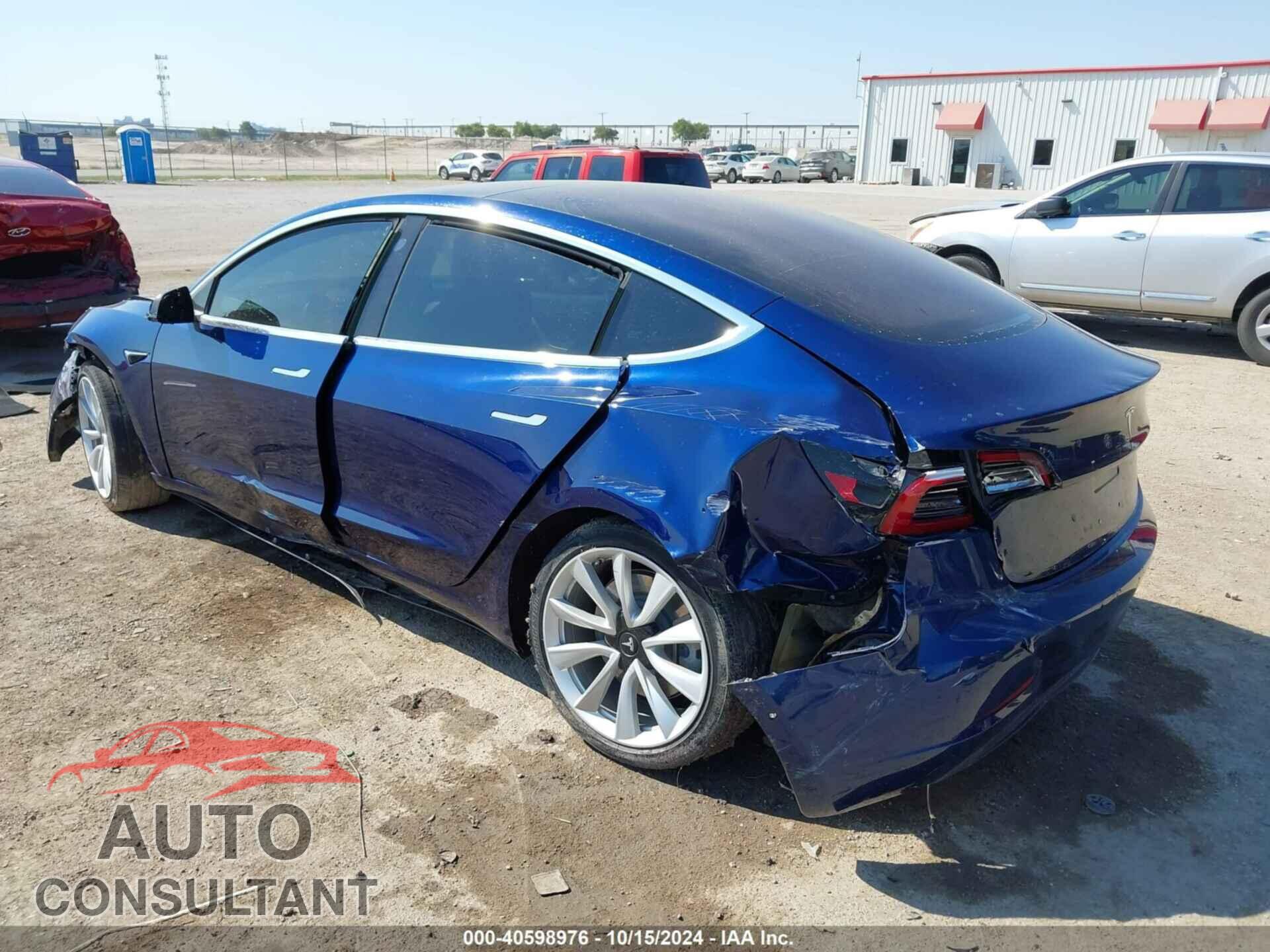 TESLA MODEL 3 2018 - 5YJ3E1EA3JF049721