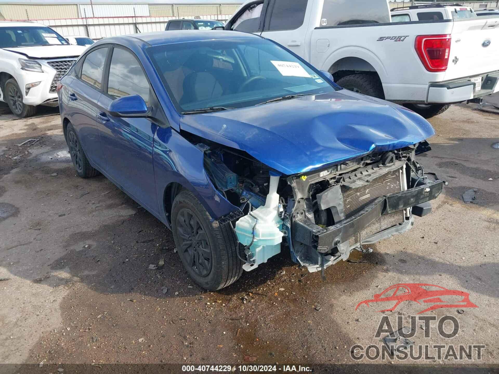 HYUNDAI ACCENT 2018 - 3KPC24A33JE024891