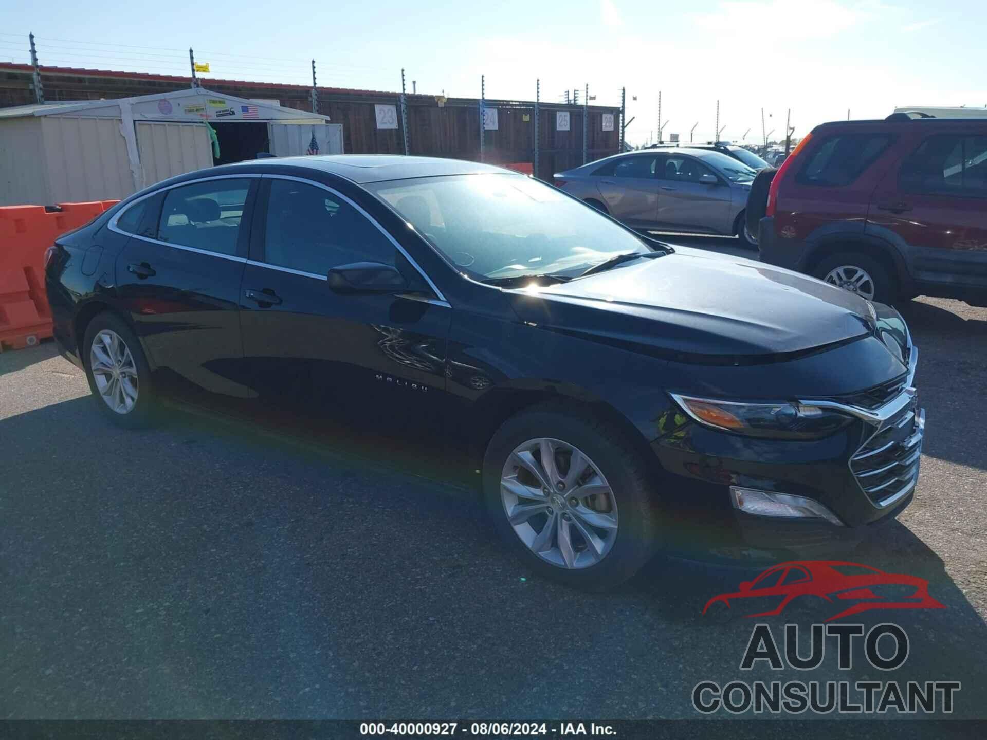 CHEVROLET MALIBU 2022 - 1G1ZD5ST1NF137610