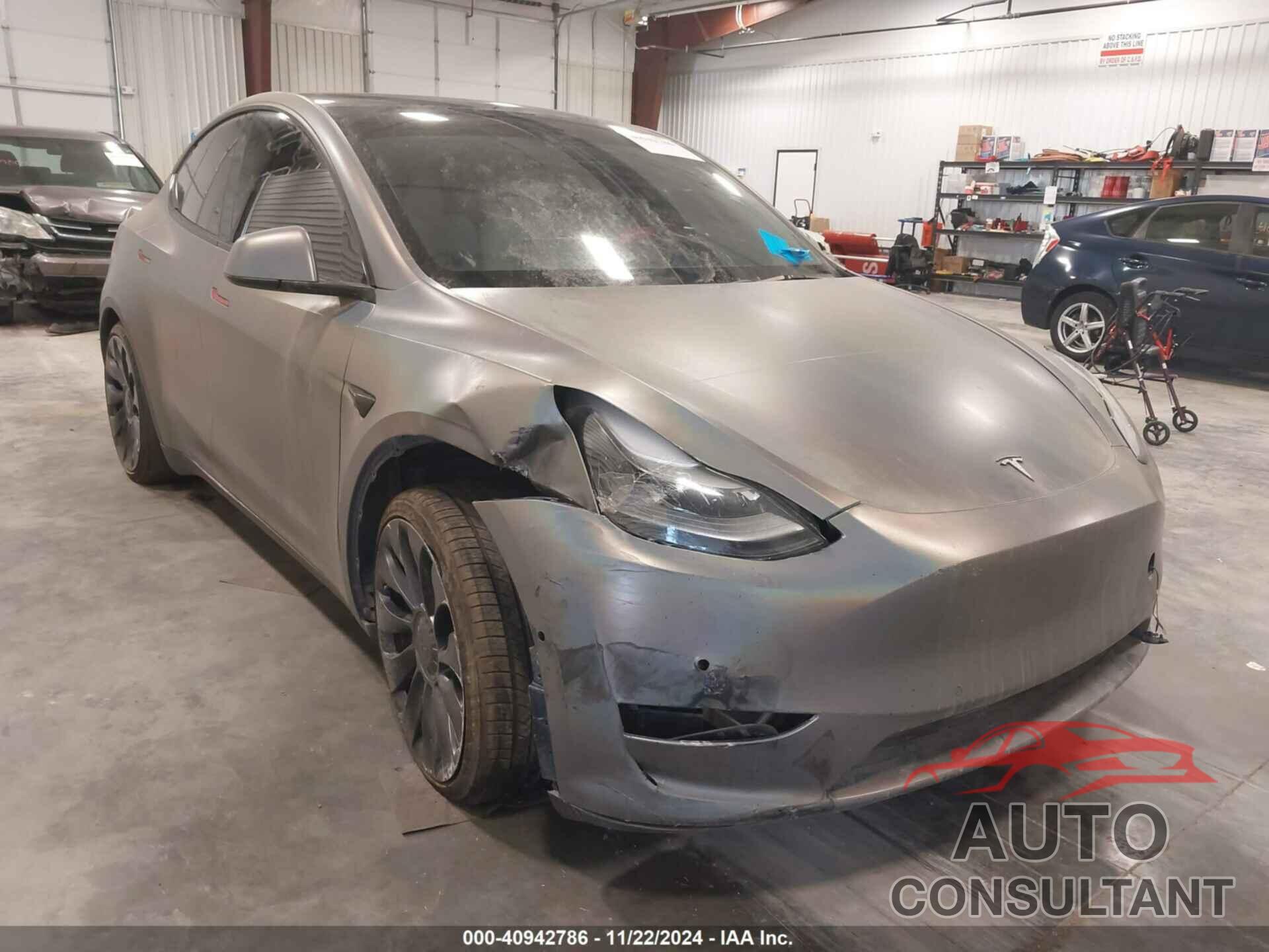 TESLA MODEL Y 2022 - 7SAYGDEF2NF491069