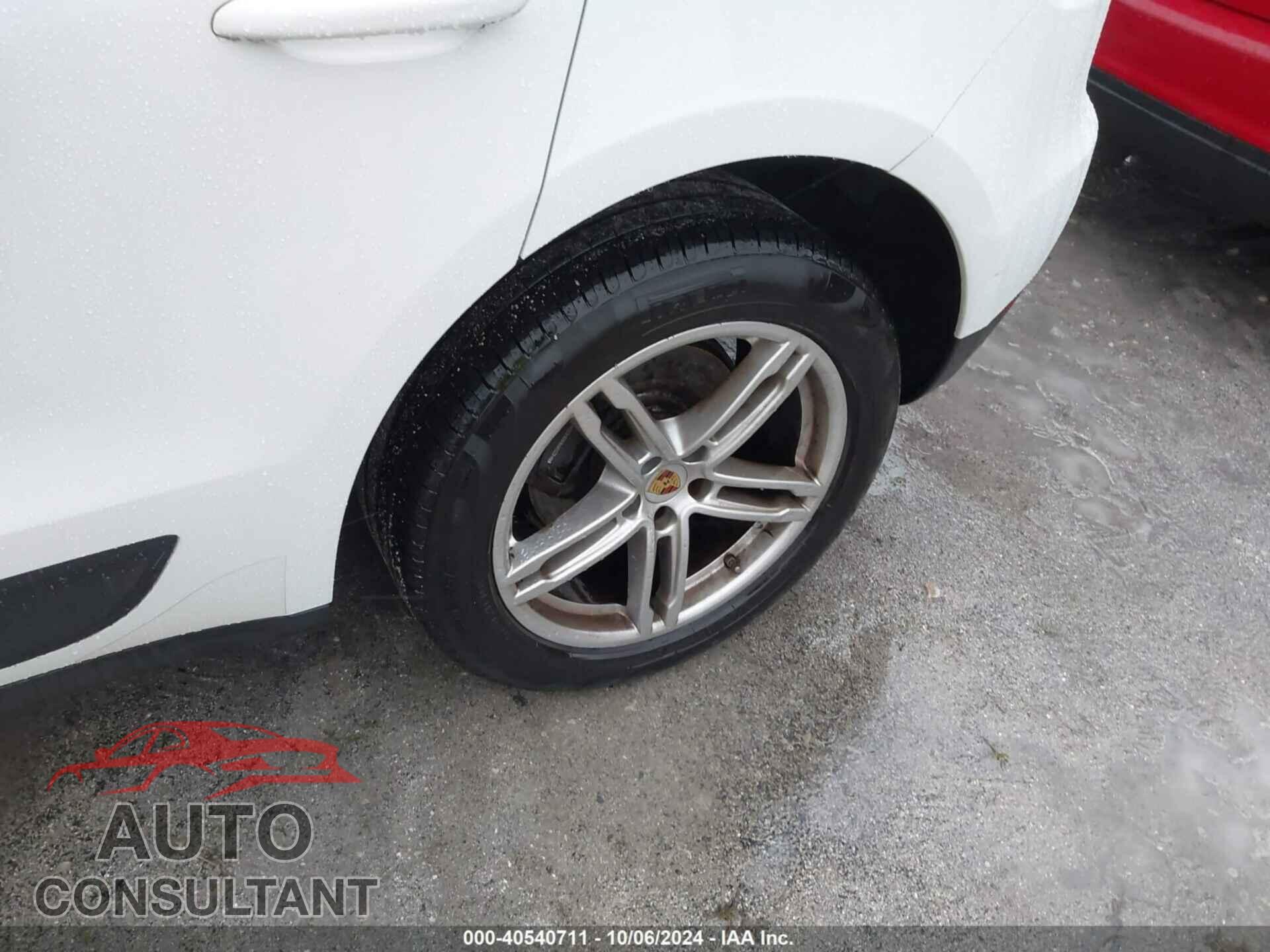 PORSCHE MACAN 2017 - WP1AA2A52HLB09432