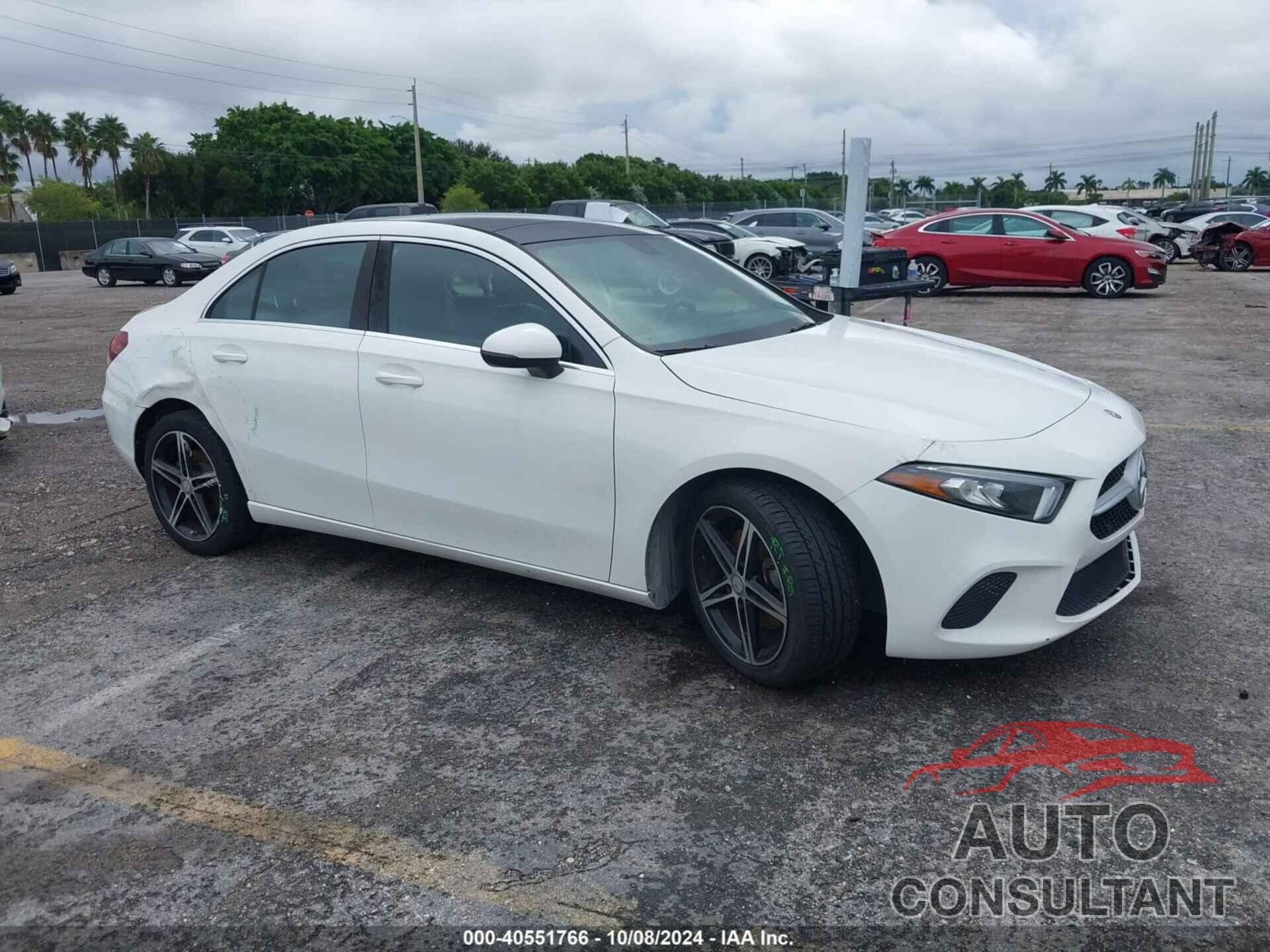 MERCEDES-BENZ A 220 2019 - WDD3G4EB9KW027570