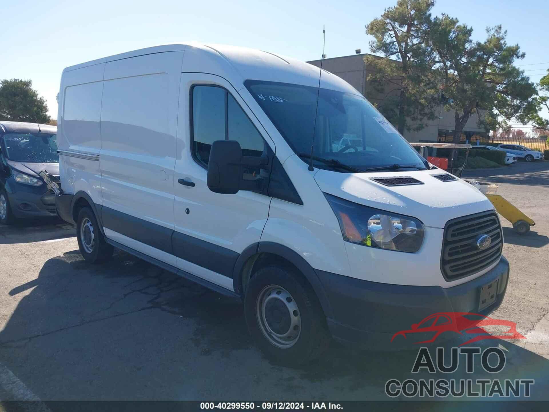 FORD TRANSIT-150 2018 - 1FTYE1CM9JKB14898