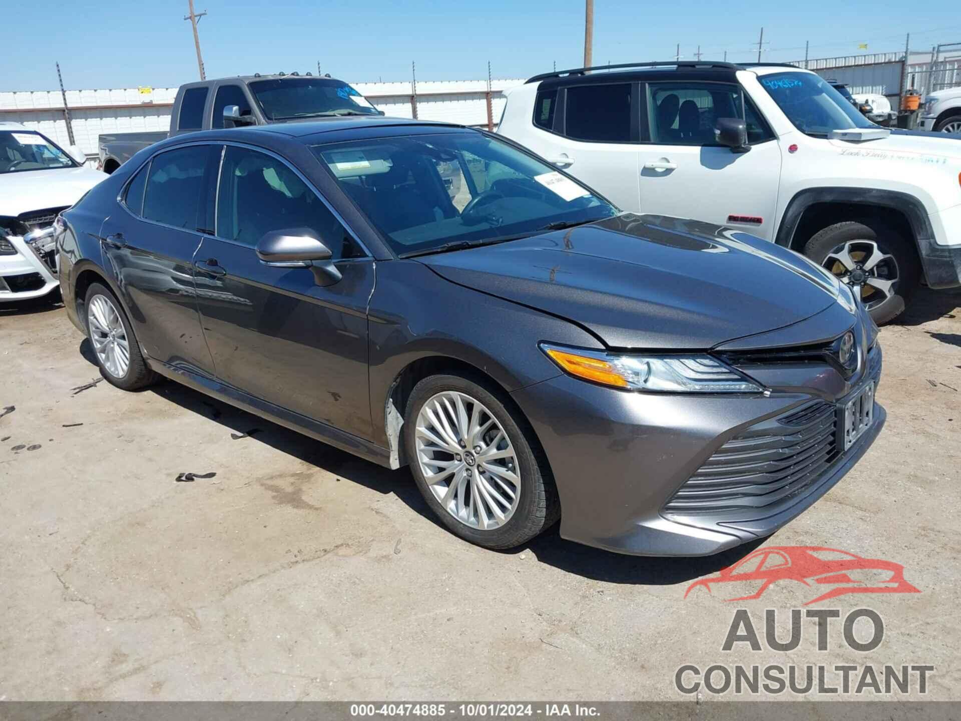 TOYOTA CAMRY 2019 - 4T1B11HK6KU808426