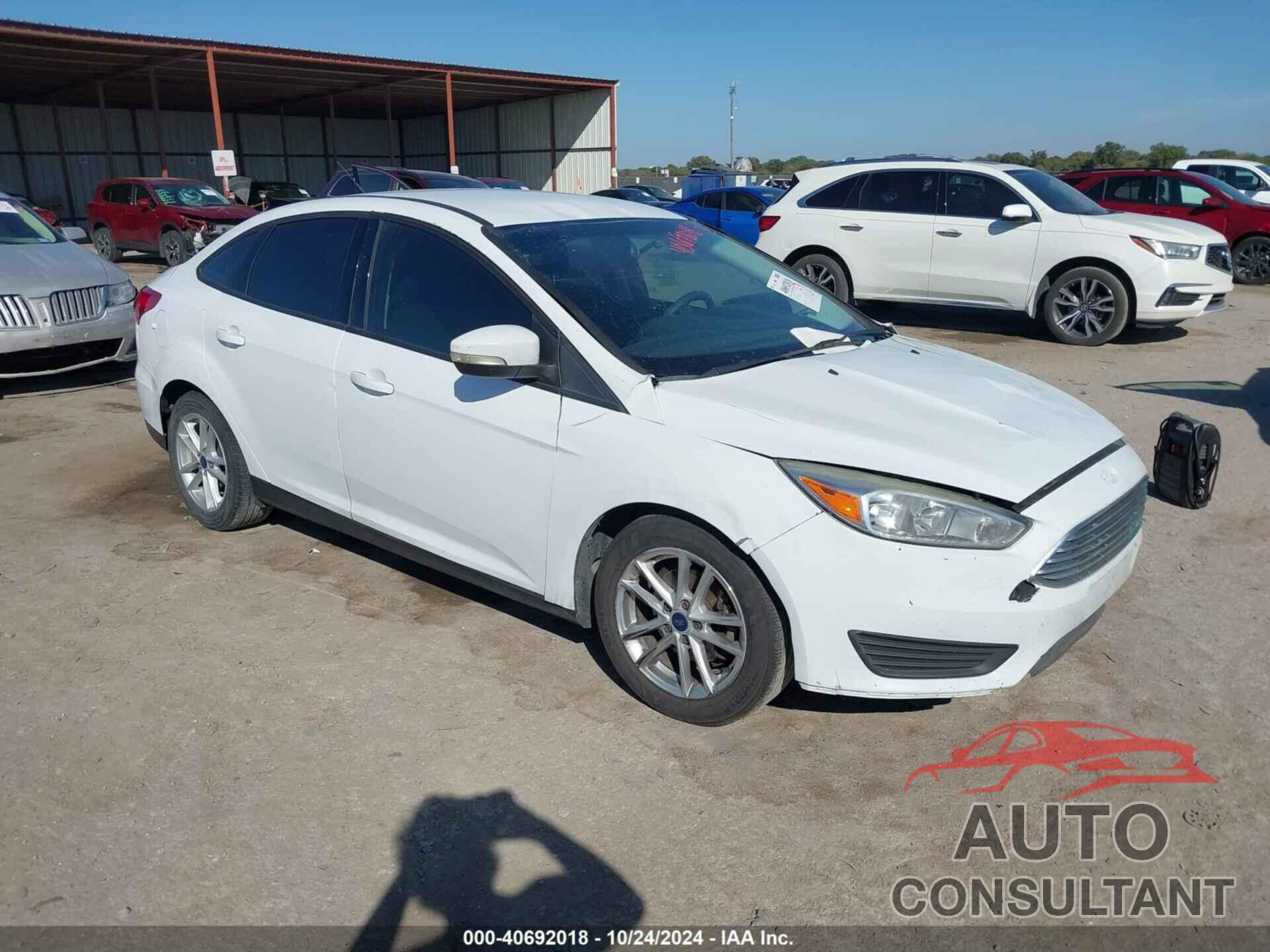 FORD FOCUS 2017 - 1FADP3F29HL299107