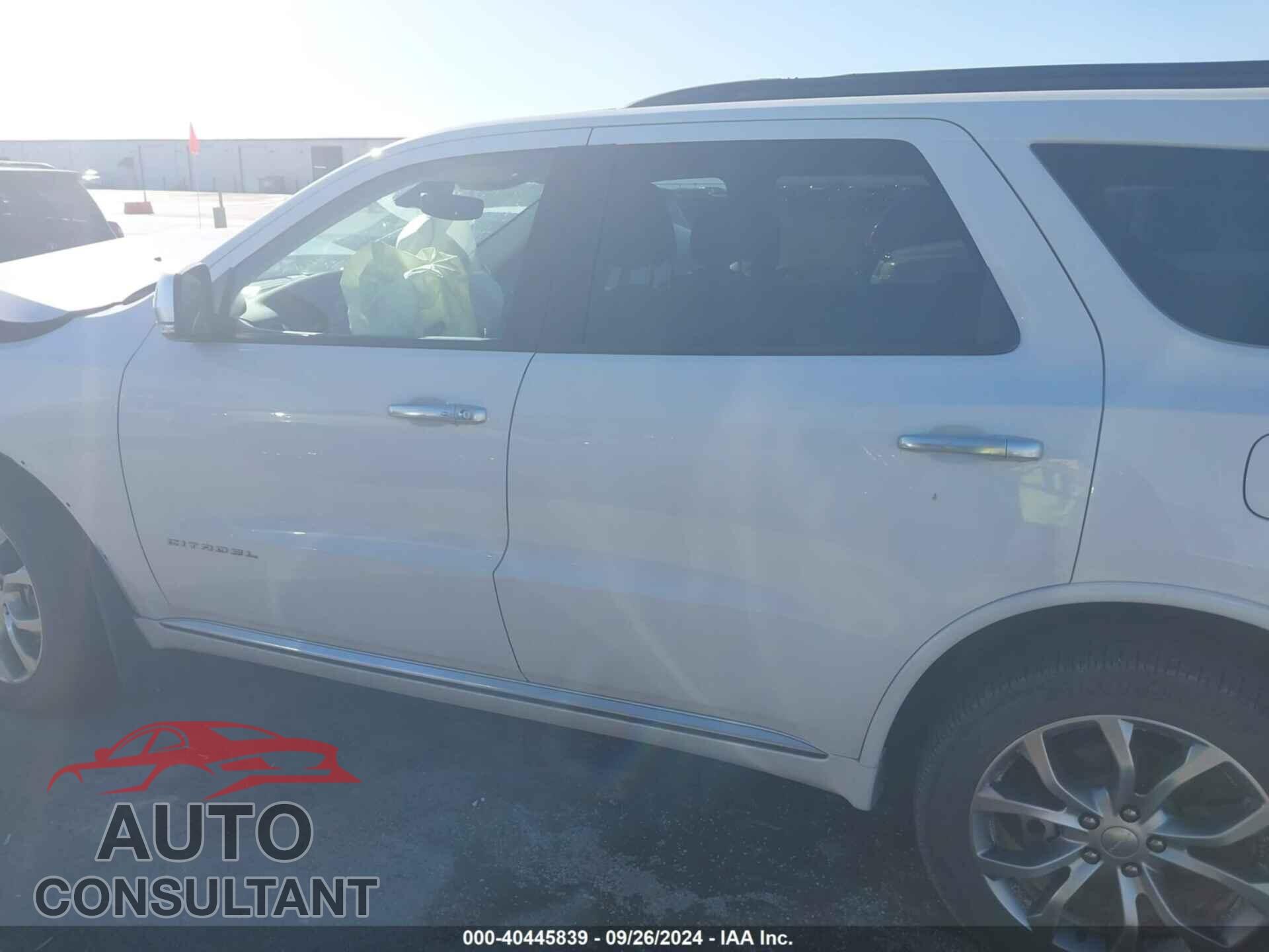 DODGE DURANGO 2017 - 1C4RDJEG6HC677393