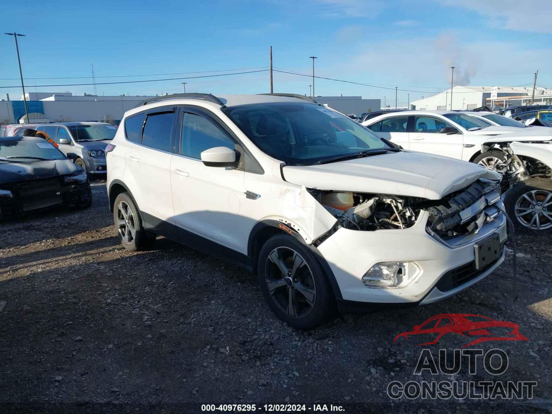 FORD ESCAPE 2017 - 1FMCU9GD0HUB38913