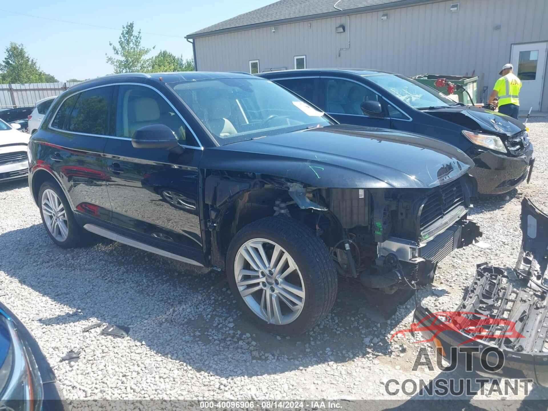 AUDI Q5 2018 - WA1BNAFY3J2008574