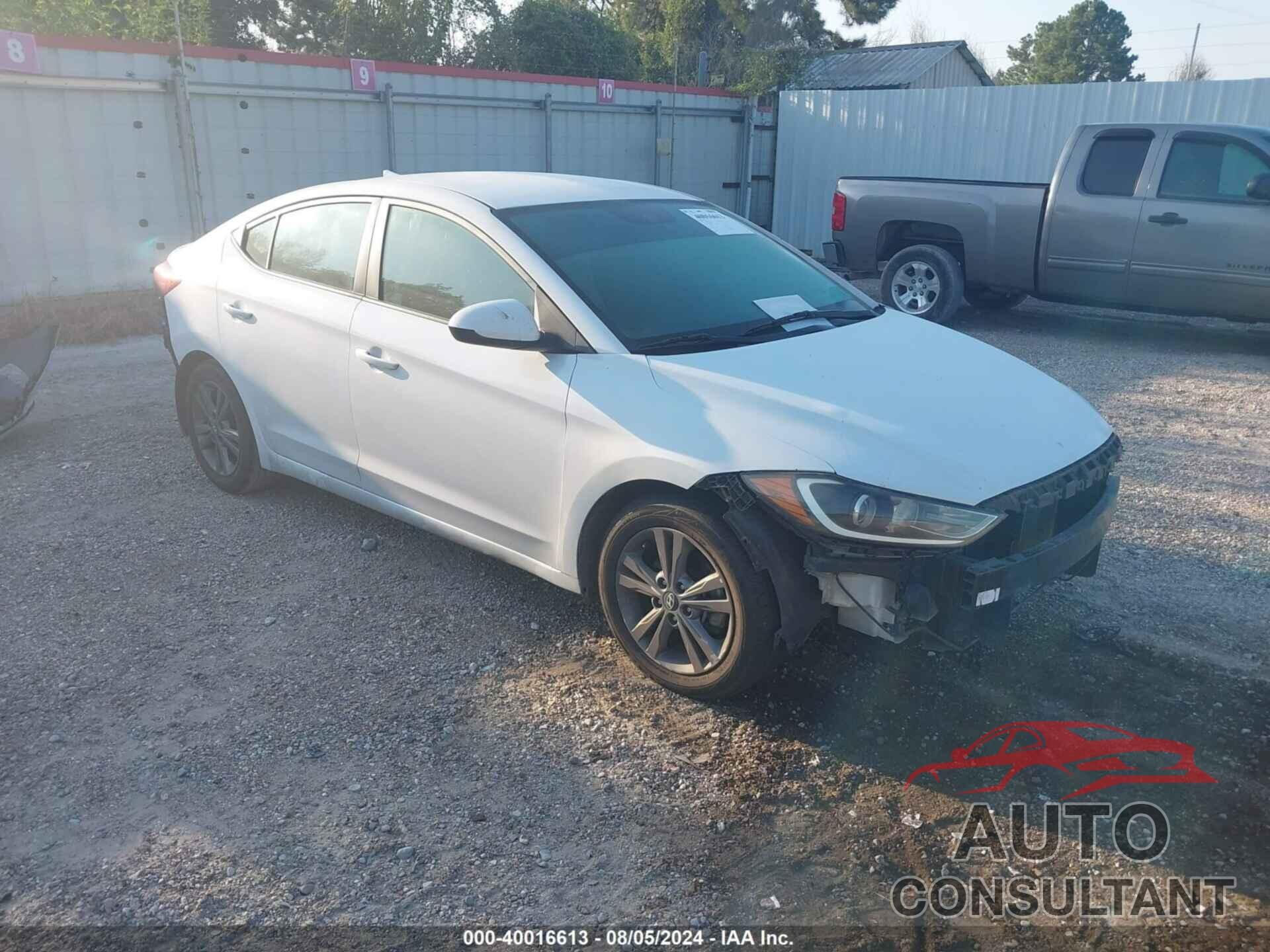 HYUNDAI ELANTRA 2018 - 5NPD84LF3JH258843