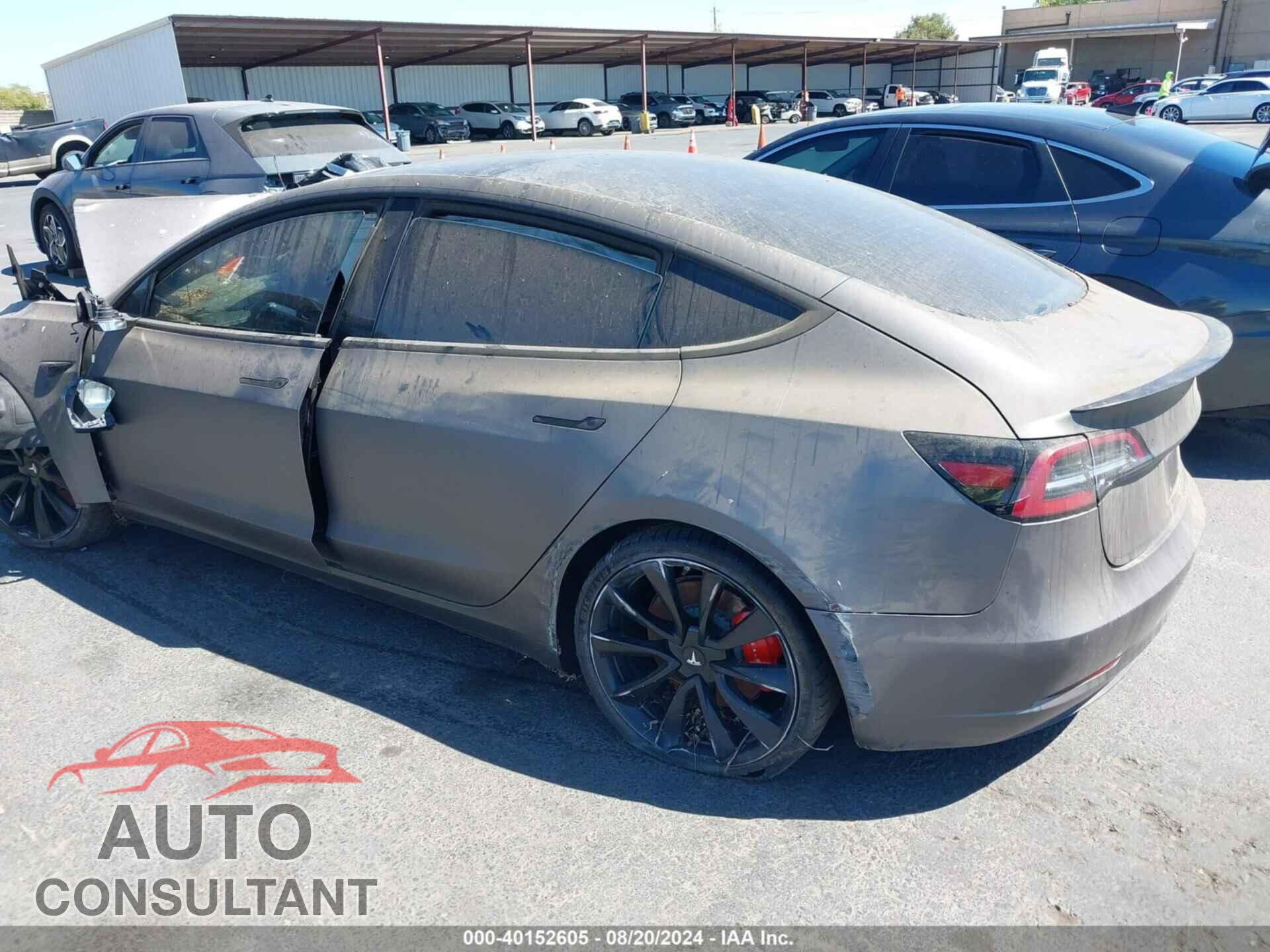 TESLA MODEL 3 2018 - 5YJ3E1EB3JF072456
