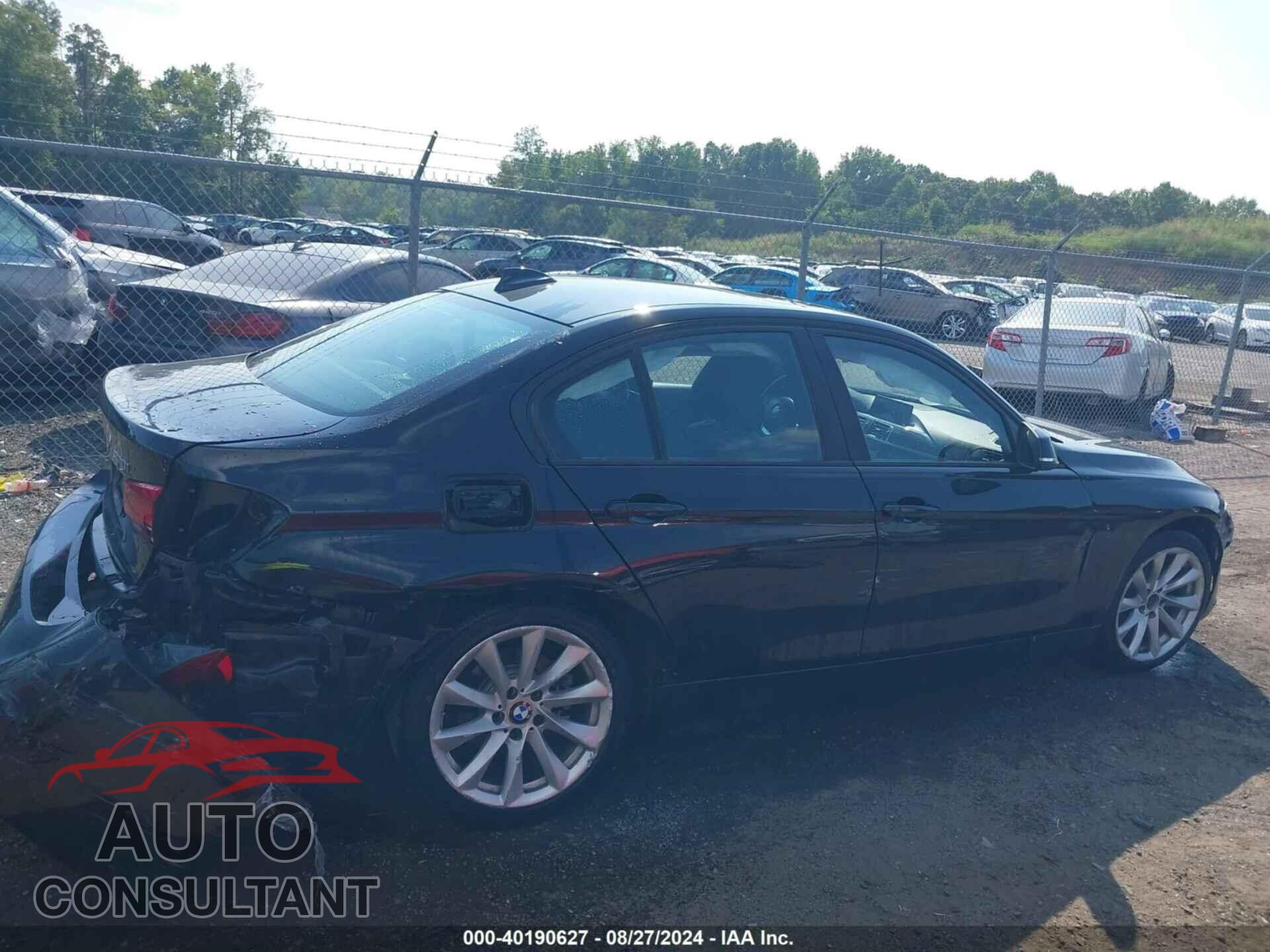 BMW 320I 2018 - WBA8A3C51JA067448