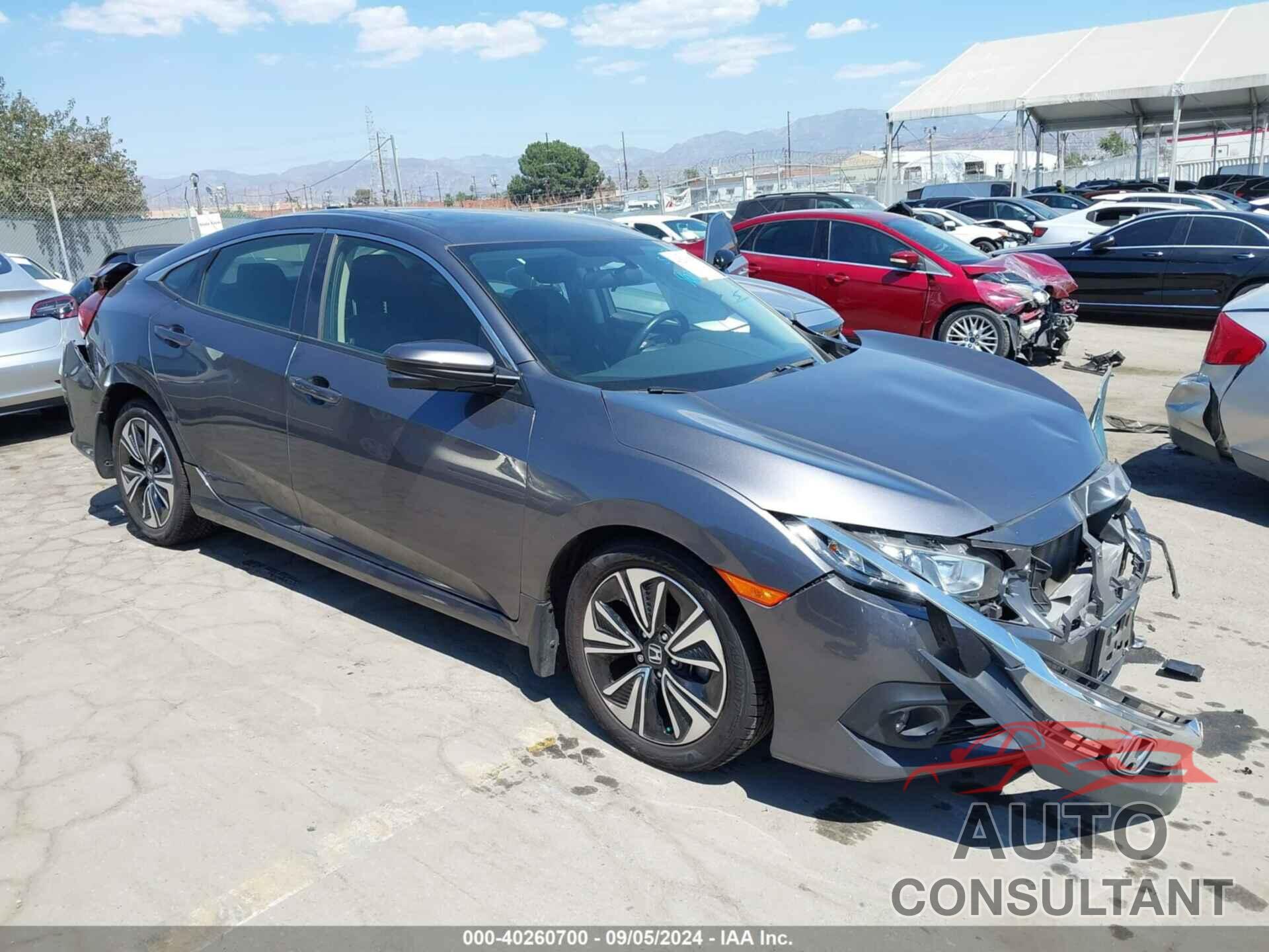 HONDA CIVIC 2018 - JHMFC1F3XJX041851