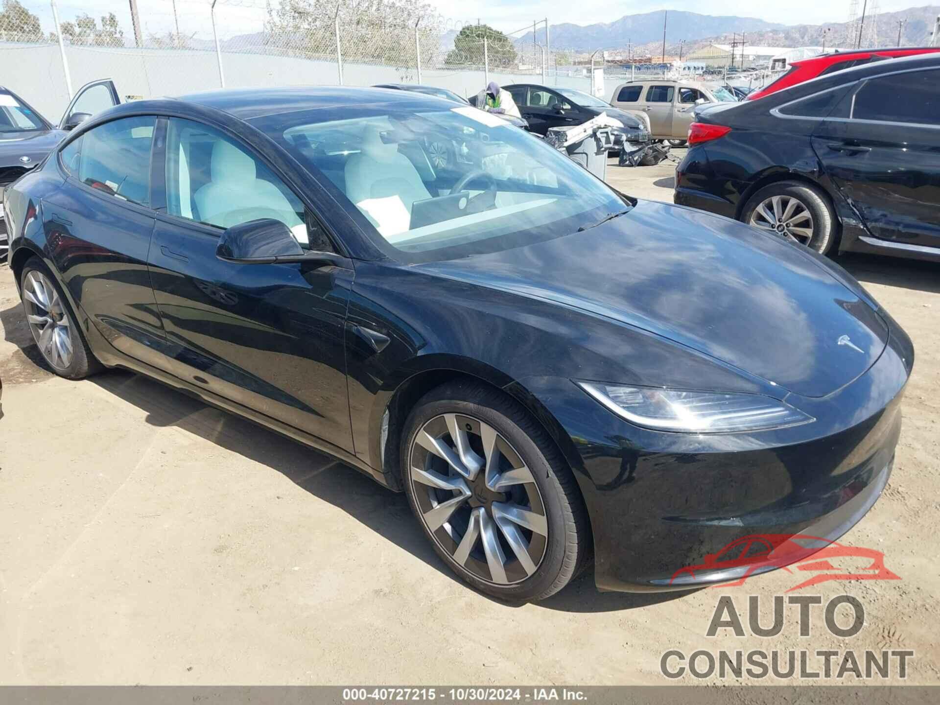 TESLA MODEL 3 2024 - 5YJ3E1EB0RF792938