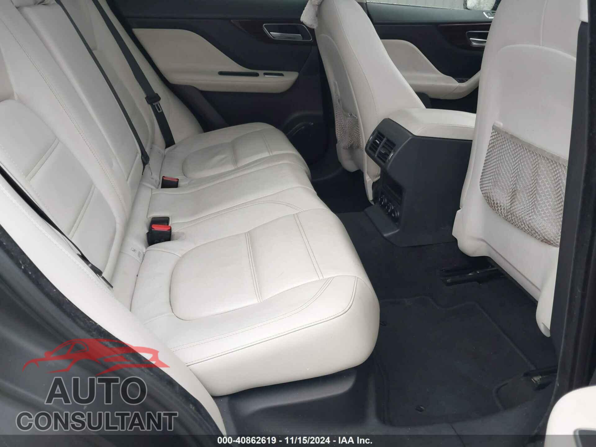 JAGUAR F-PACE 2017 - SADCK2BV6HA887416