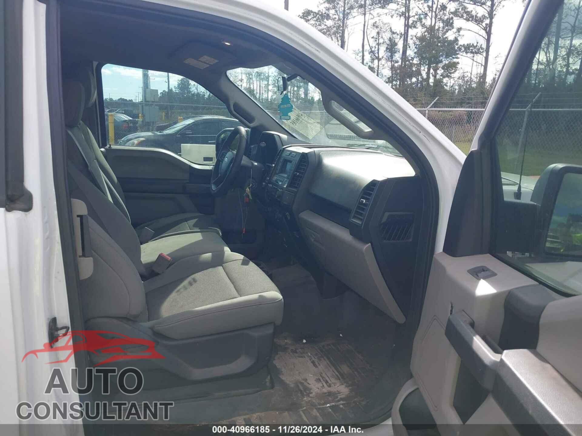 FORD F-150 2018 - 1FTFX1E53JFB21992