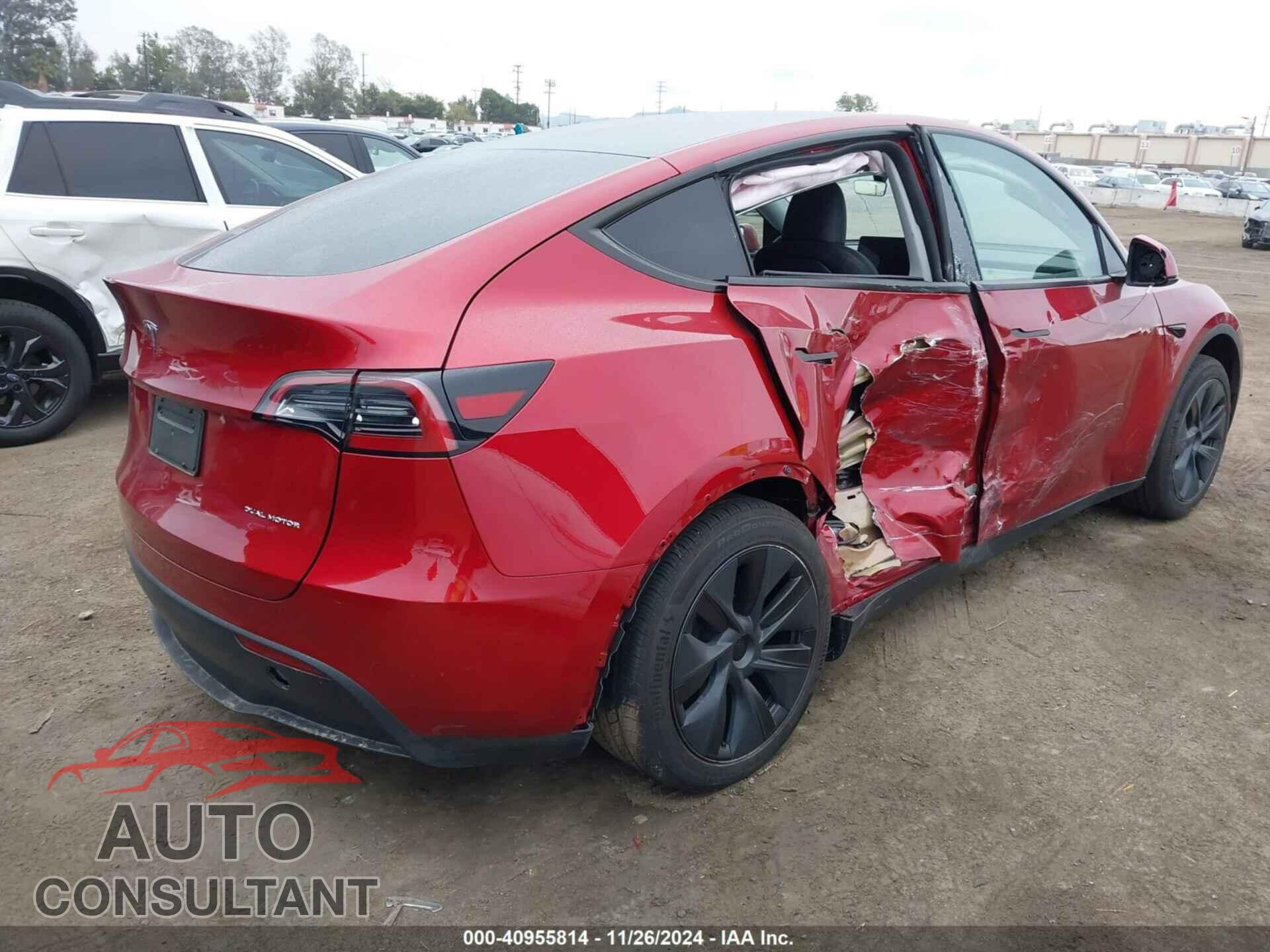 TESLA MODEL Y 2024 - 7SAYGDEEXRF156459