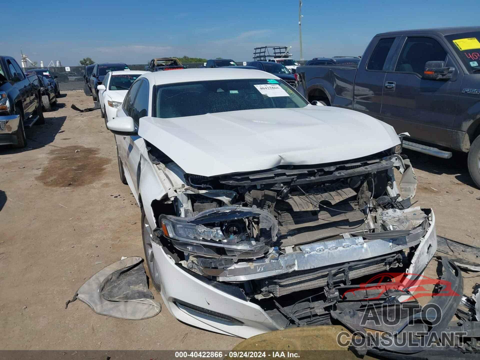 HONDA ACCORD 2018 - 1HGCV1F1XJA243056