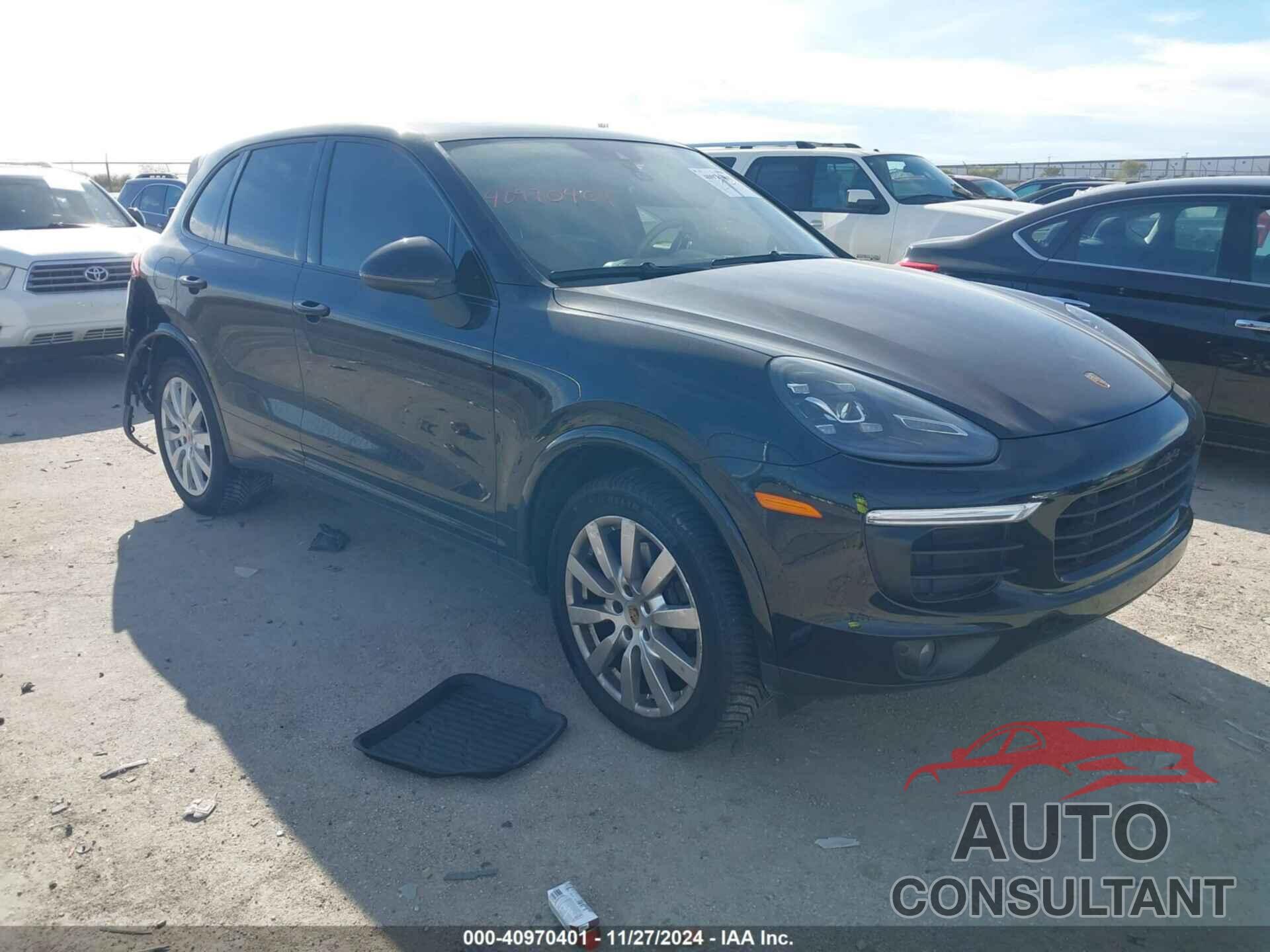 PORSCHE CAYENNE 2017 - WP1AA2A23HKA82561