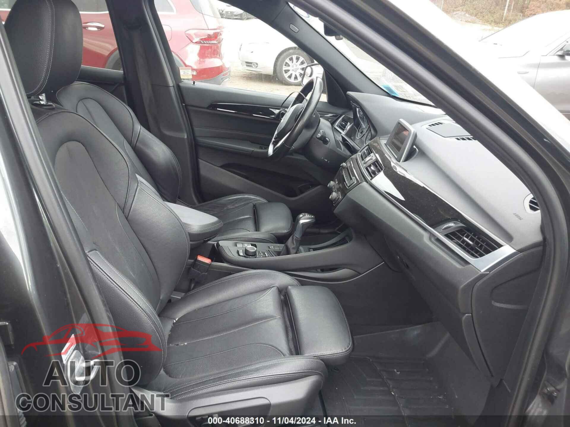 BMW X1 2017 - WBXHT3C35H5F82036