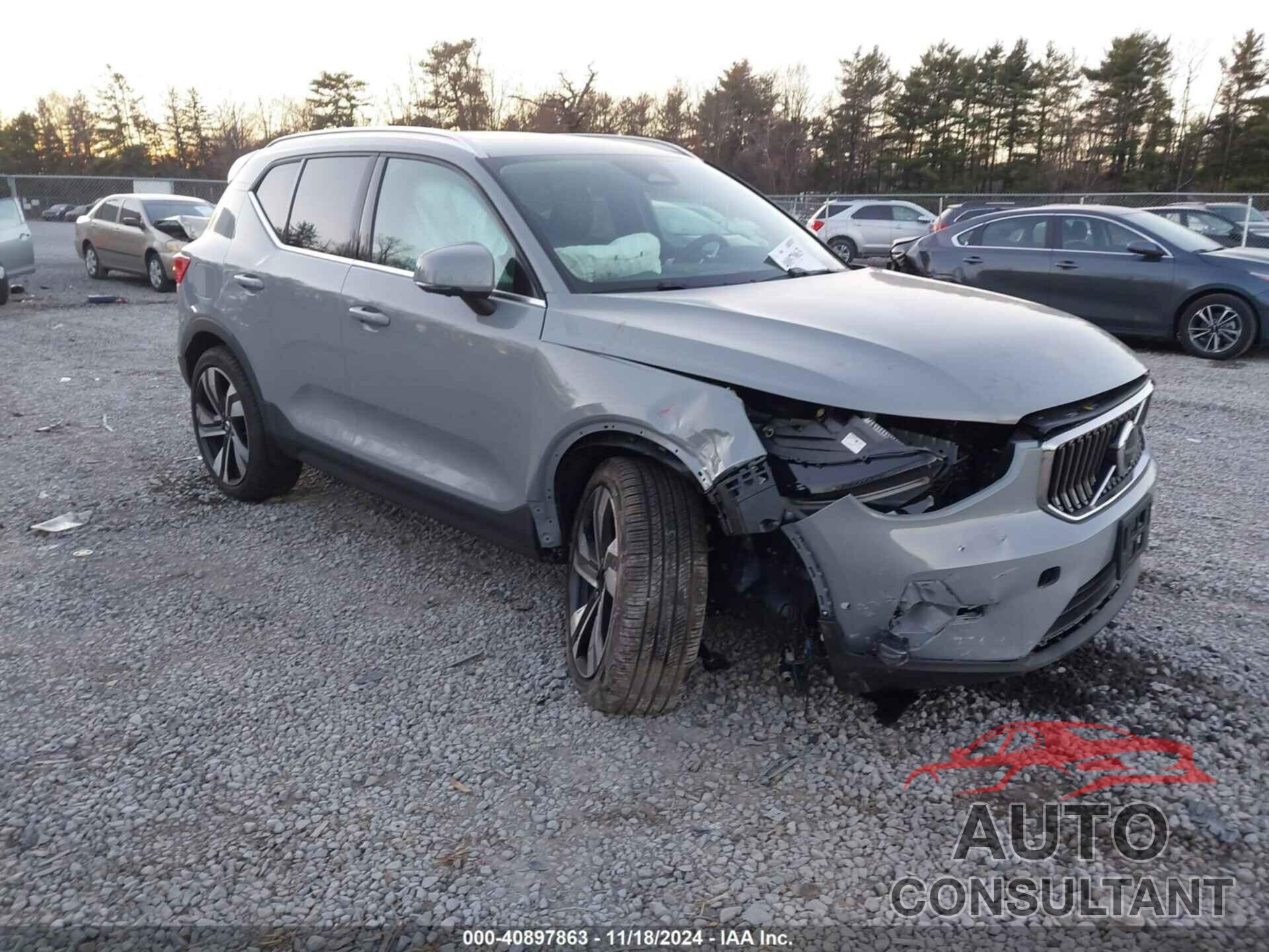 VOLVO XC40 2024 - YV4L12UF4R2300269