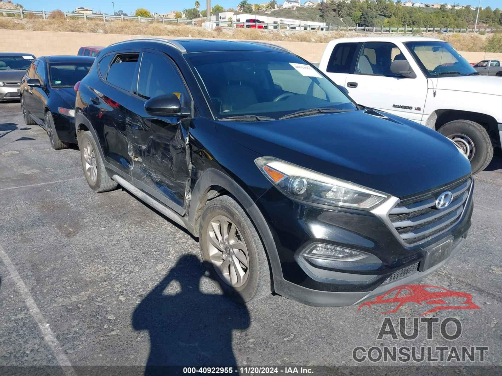 HYUNDAI TUCSON 2018 - KM8J33A49JU719381