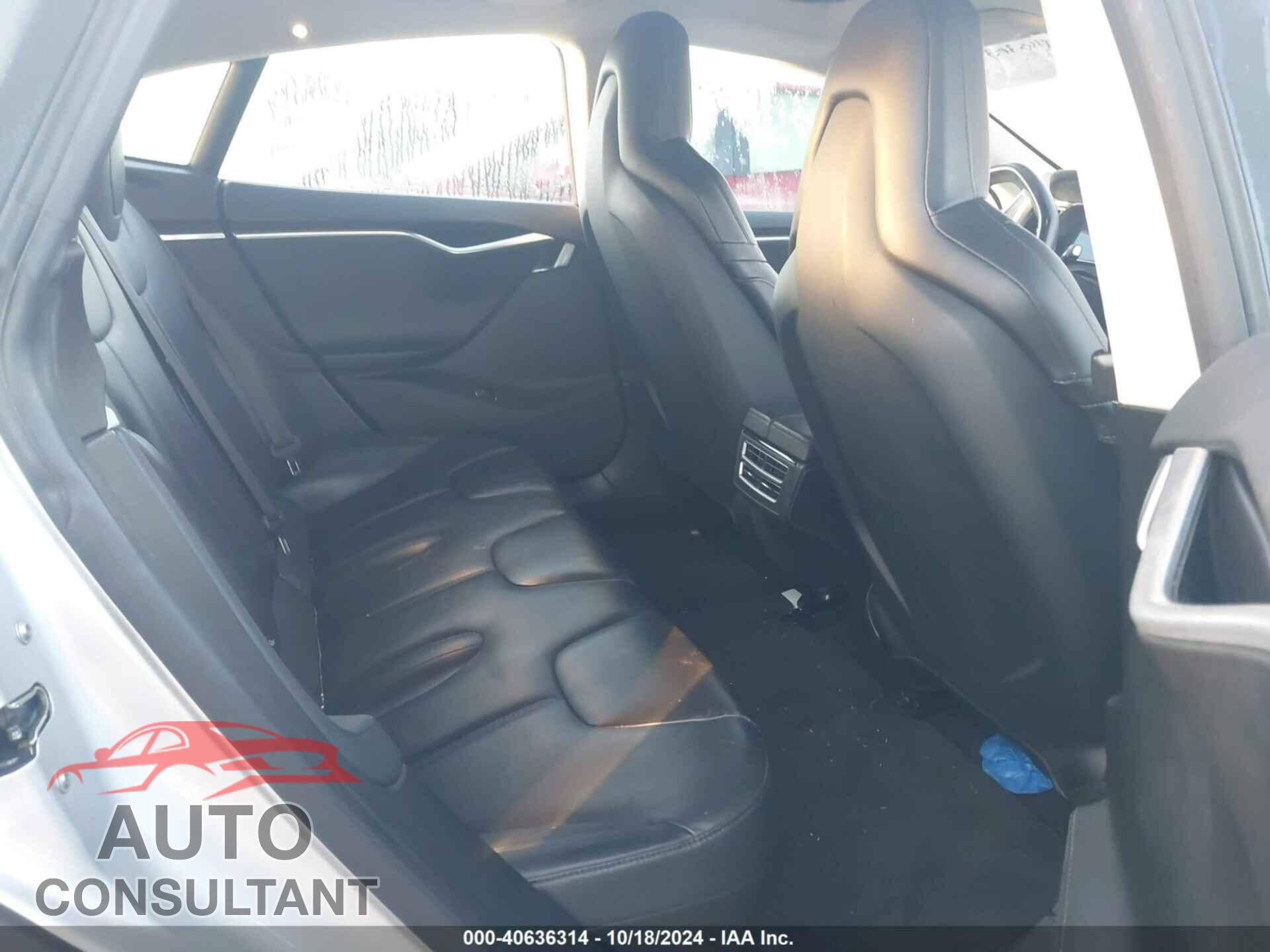 TESLA MODEL S 2015 - 5YJSA1E27FF114657