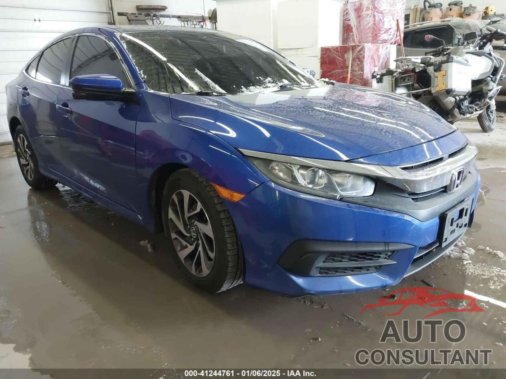 HONDA CIVIC 2018 - 2HGFC2F79JH532797
