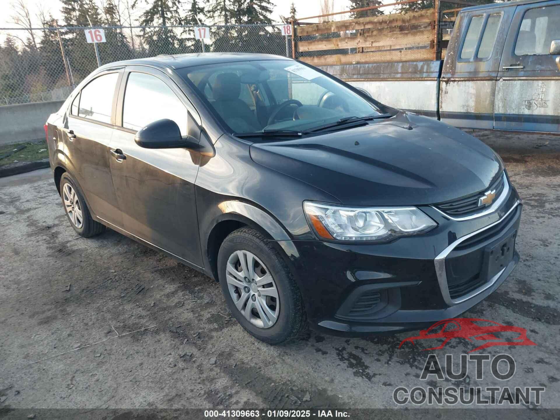 CHEVROLET SONIC 2017 - 1G1JB5SG1H4139525