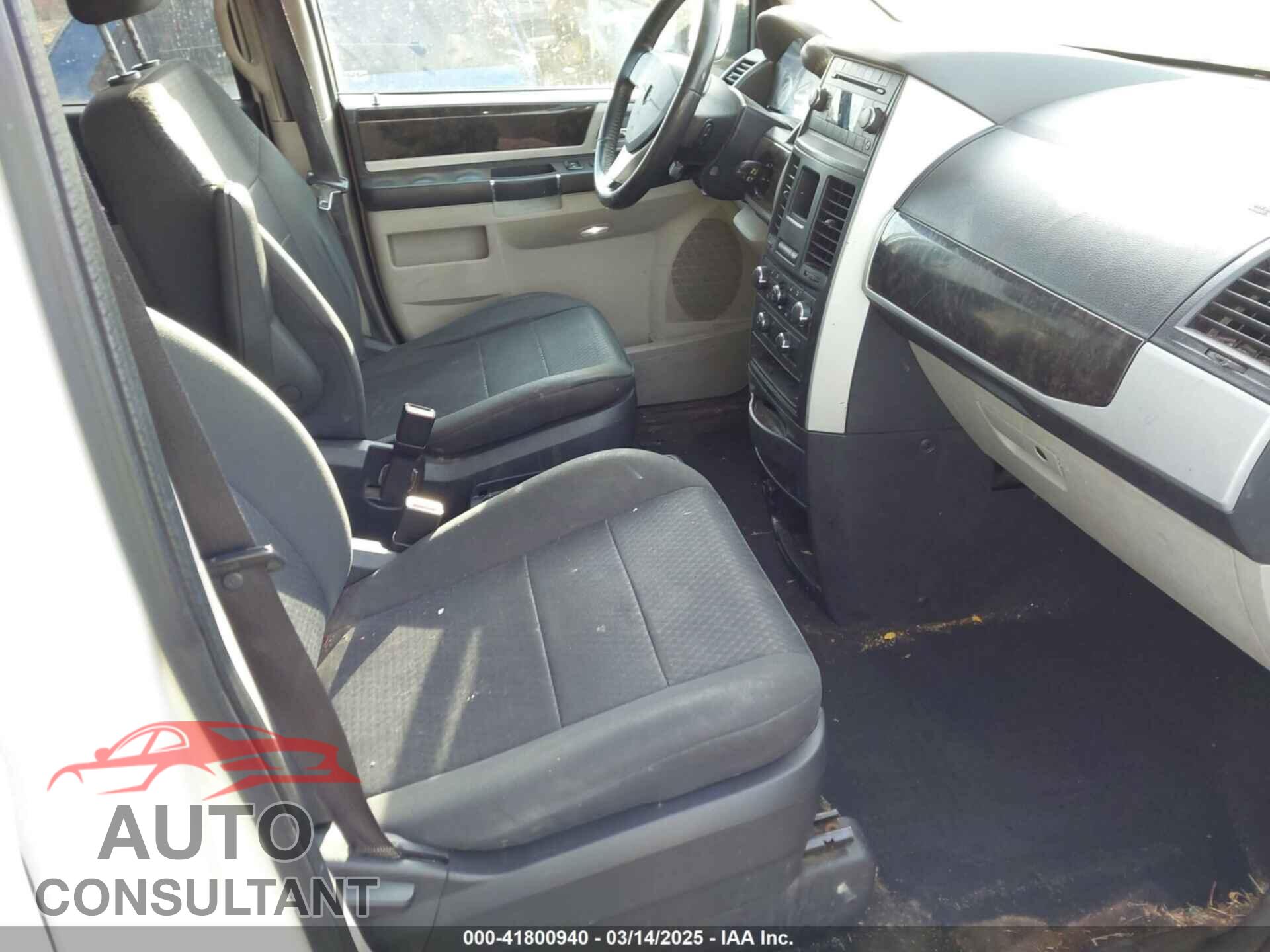 DODGE GRAND CARAVAN 2010 - 2D4RN5D12AR211073